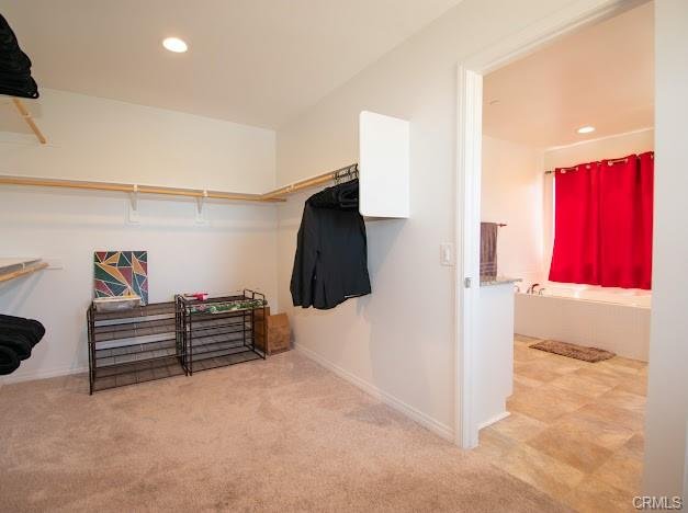 master-bathroom-walkin-closet.jpg