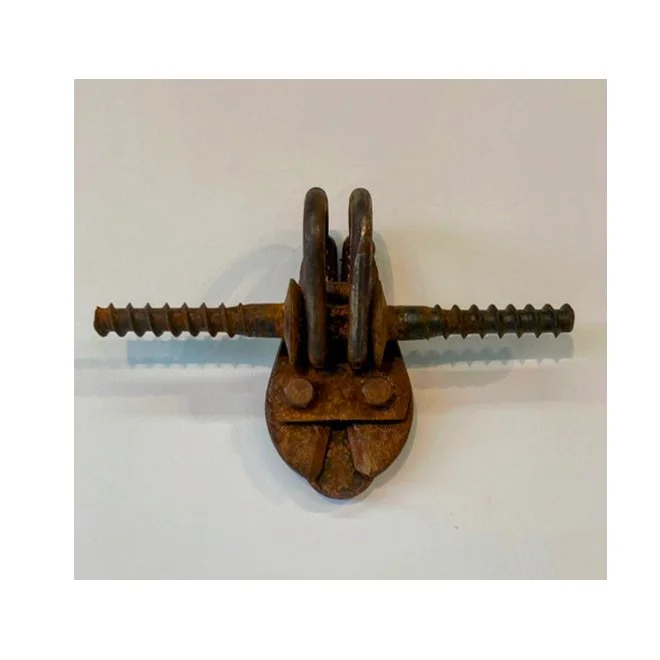 Rodrigo Sassi |
Metal, 2026.
Objeto, 20 x 31 x 9 cm.
R$ 12.798,00