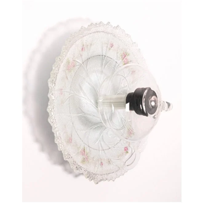 Karina Walter |
Deveria haver uma forma de salvar a beleza das mulheres III, 2025.
Objeto (pratos, xícara, parafusos e ferragens)
21,5 x 21,5 x 11 cm.
R$ 1.990,80