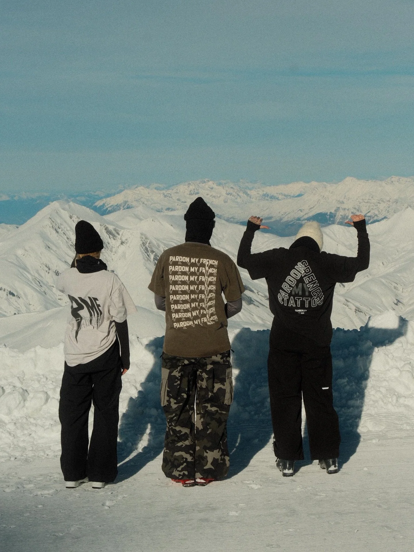 She may not be at work rn but she sure is the best dressed on the mountain @ebeatattoo 😮&zwj;💨🤌🏼