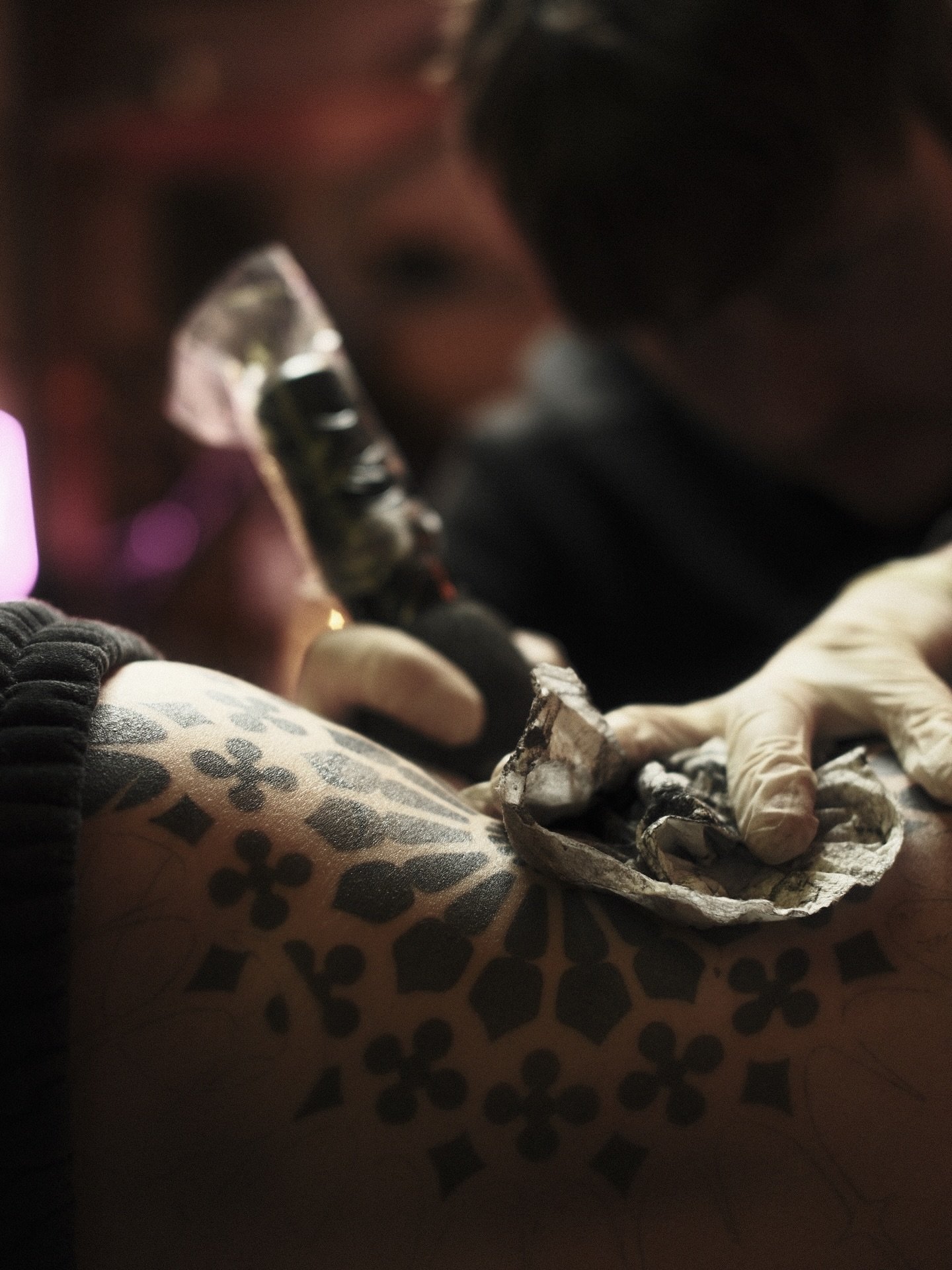 Some snapshots over the last few weeks 📸 

The shop is feeling full and busy as spring rolls around &amp; march is full of guest artists so keep an eye out! 

Check out our &lsquo;what&rsquo;s on&rsquo; highlight to find out who&rsquo;s coming up 🫡