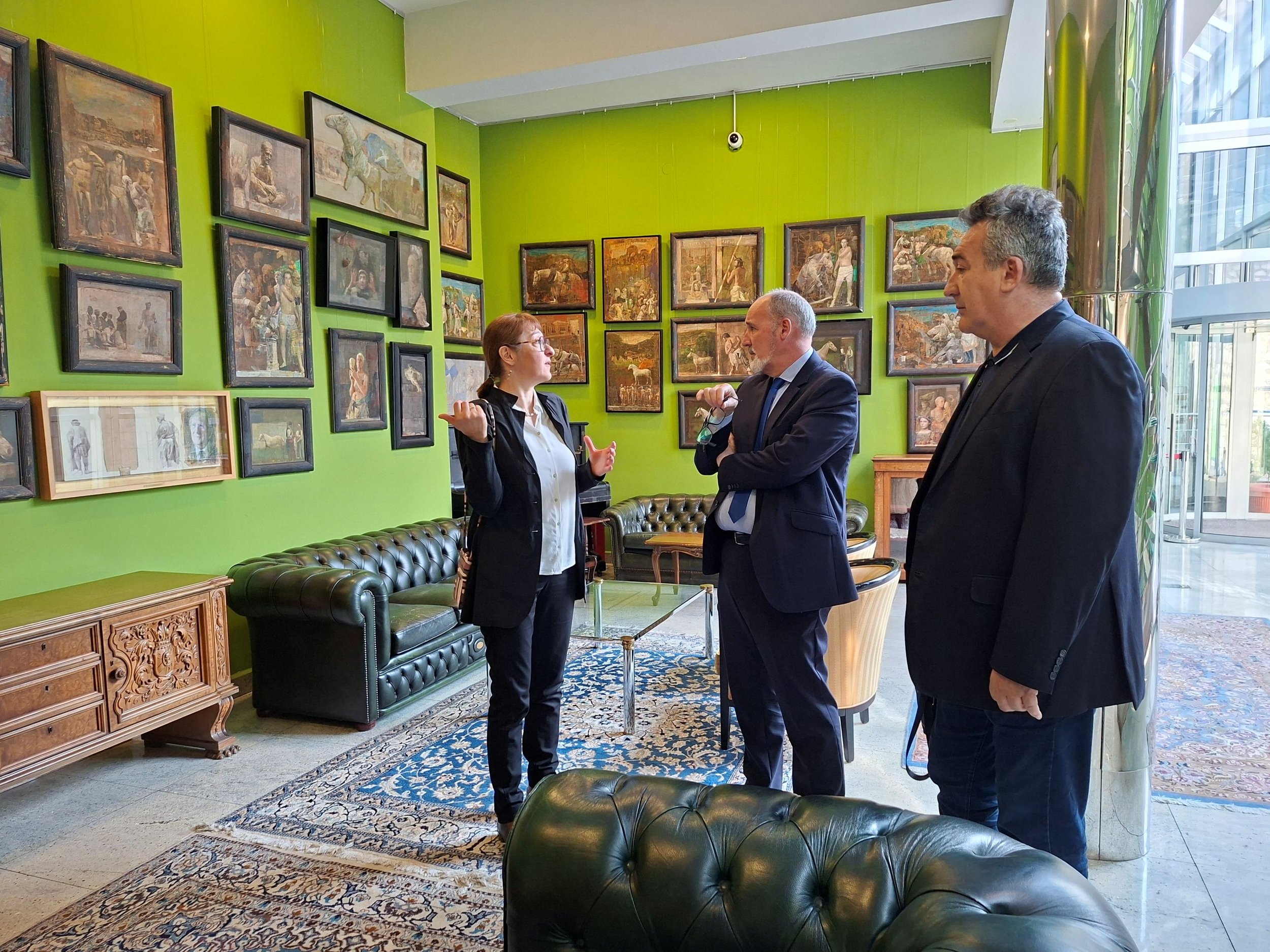 u zelenom salonu mb.jpg