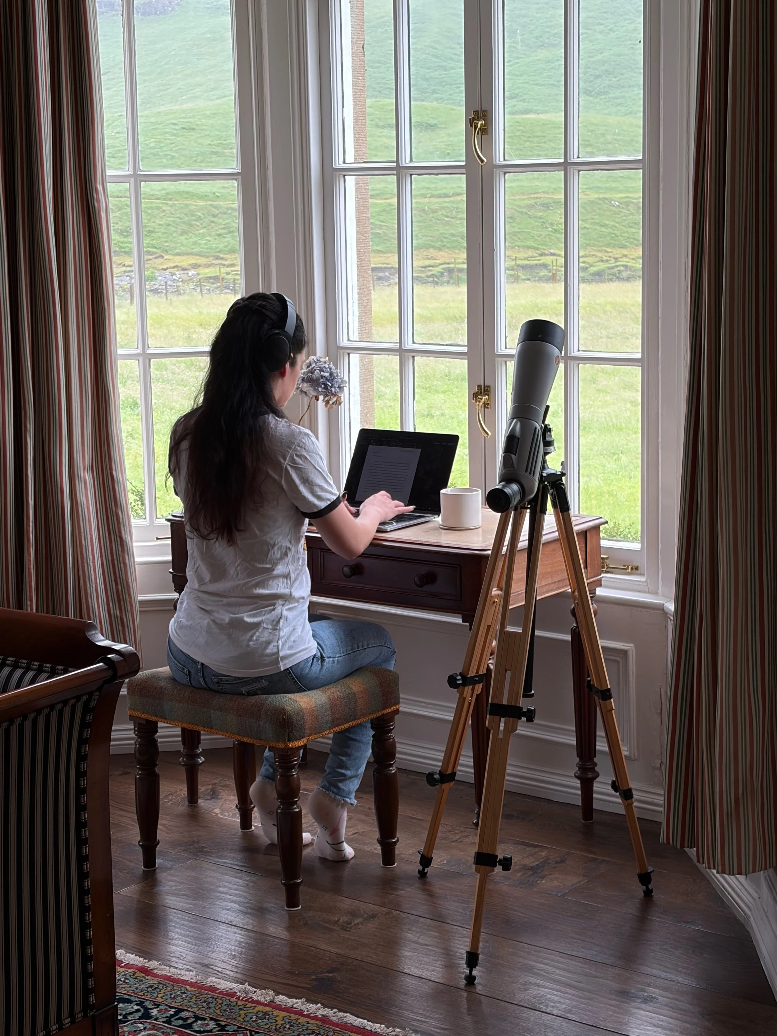 Desperate.

Desperate to recapture the sort of focus found only in a sitting room with a view of rain-soaked mountains, with a cup of tea and my sound cancelling headphones, at an estate with no other demands on my time or attention.

Desperate to pu