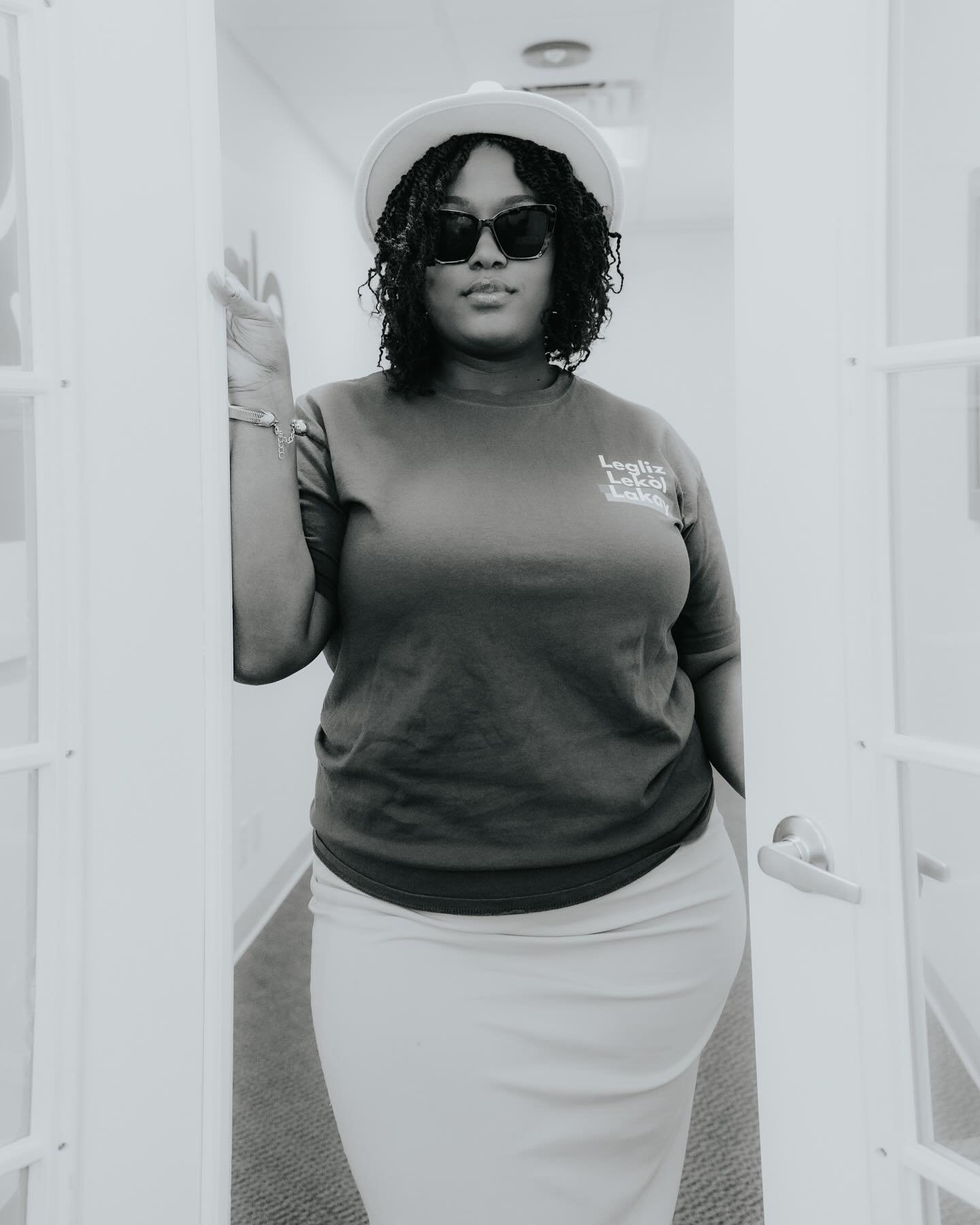 Mwen sou Kont anwo!

Legliz Lekol Lakay collection

Make sure you Follow @leglizlekollakay by @fashionforchrist_ 
🔗 🧾👕get your items today! in the bio

💃 @evodiemassena 
📸 @gaetan__photography