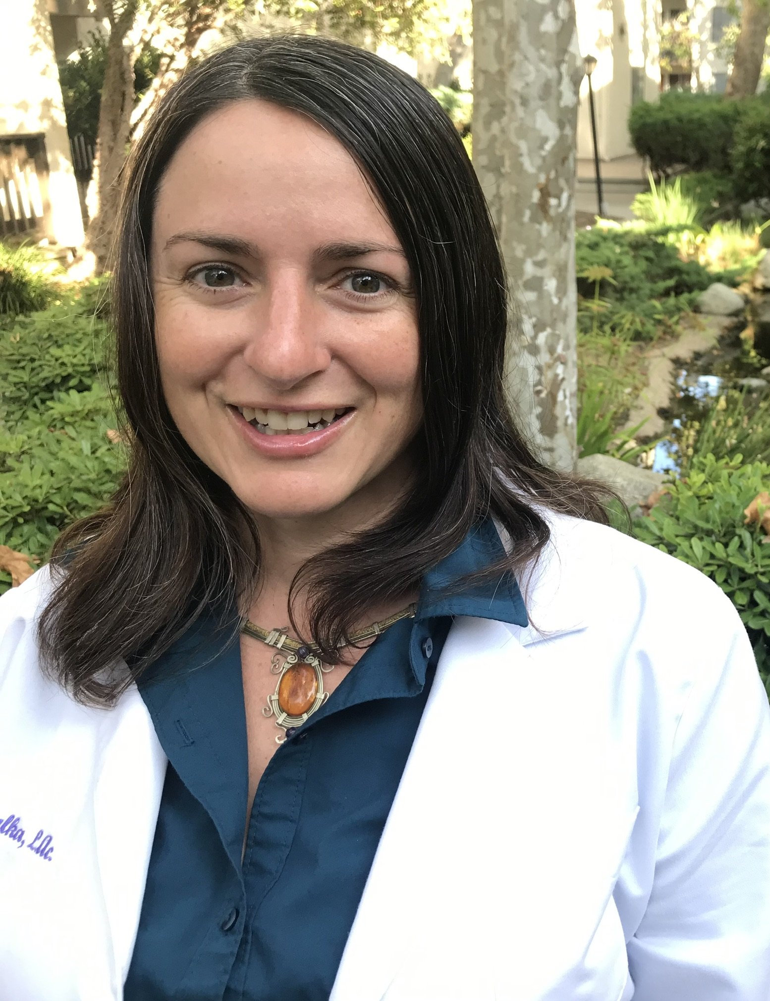 ACUPUNCTURIST | HERBALIST | SOUND HEALING | REIKI PRACTITIONER