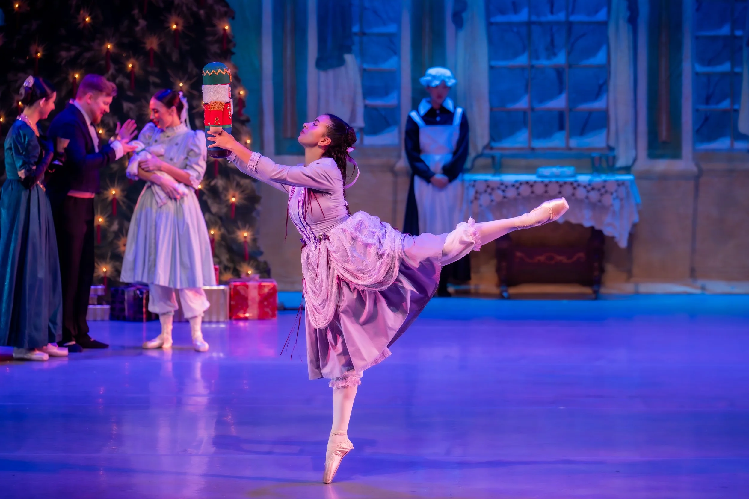 Girls Dance-1.jpg