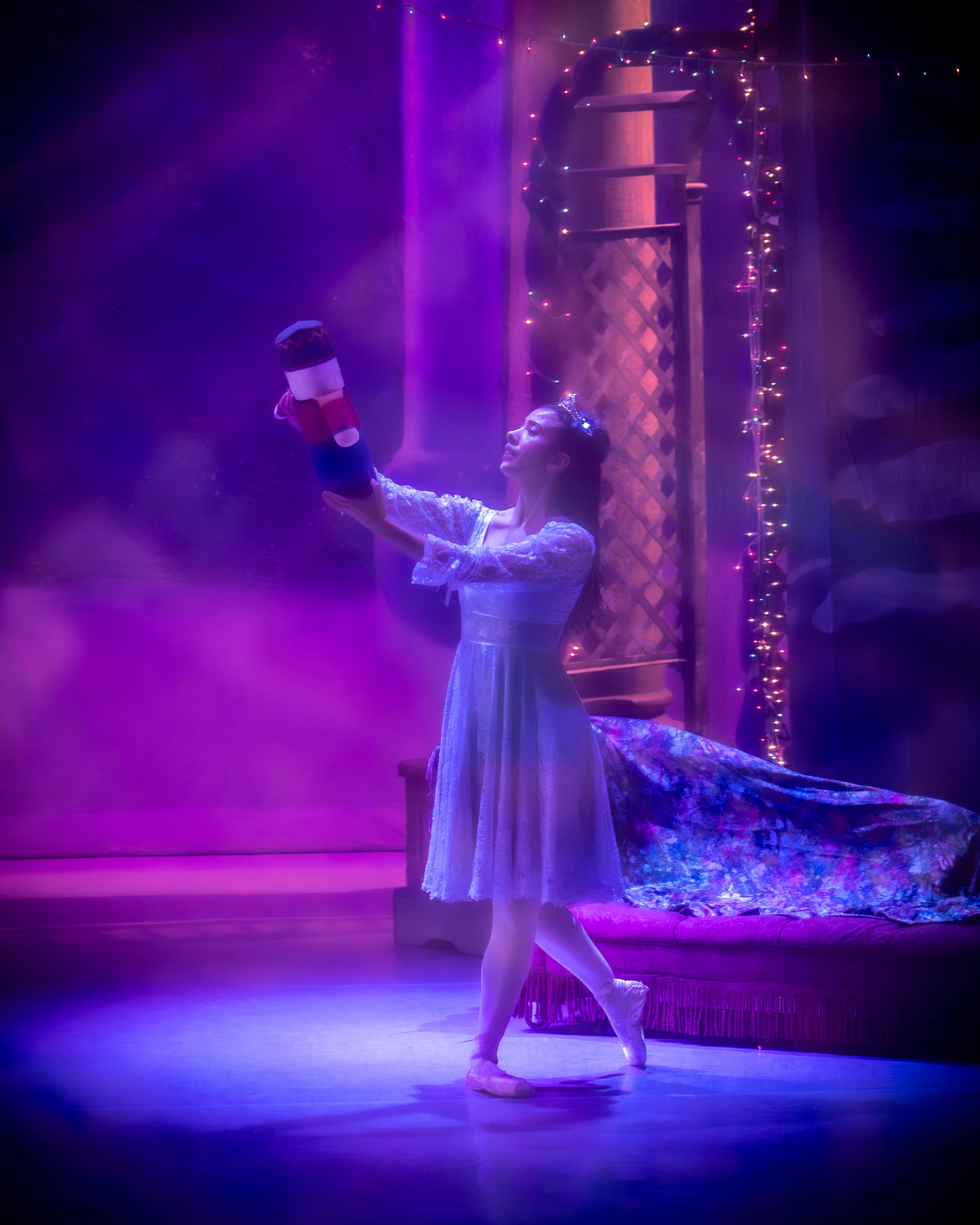 Clara - vertical vingette.jpg