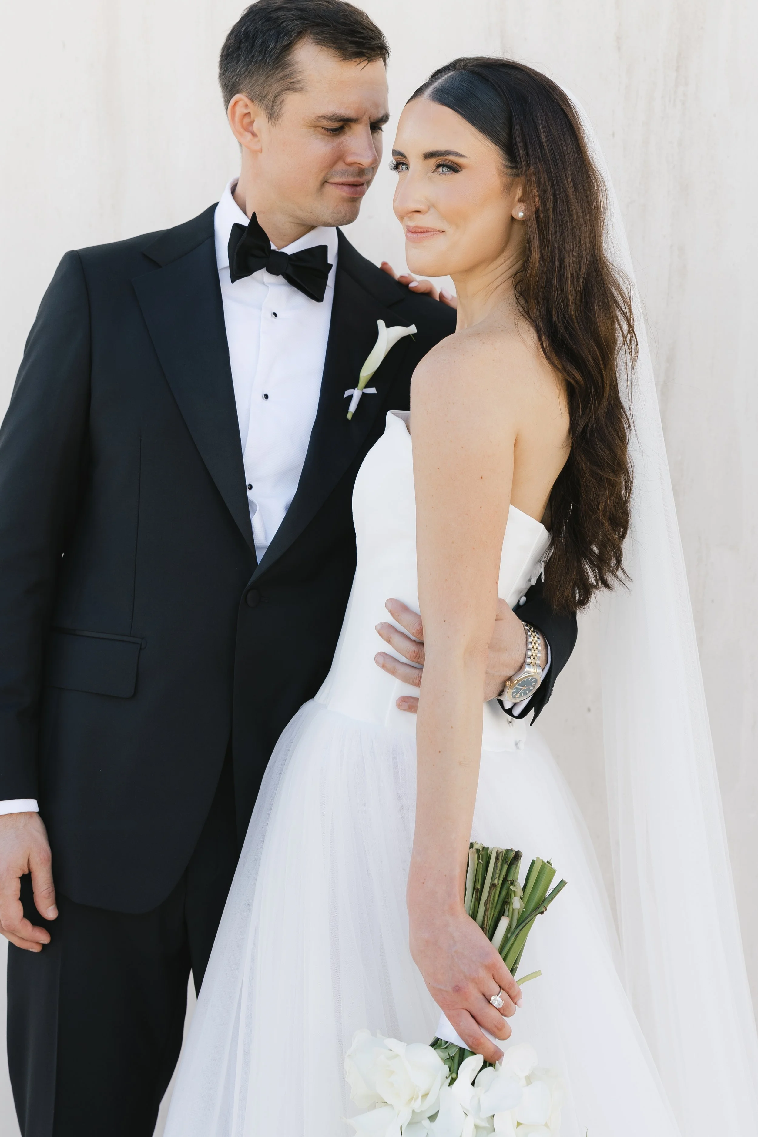 destination wedding couple at nobu hotel los cabos