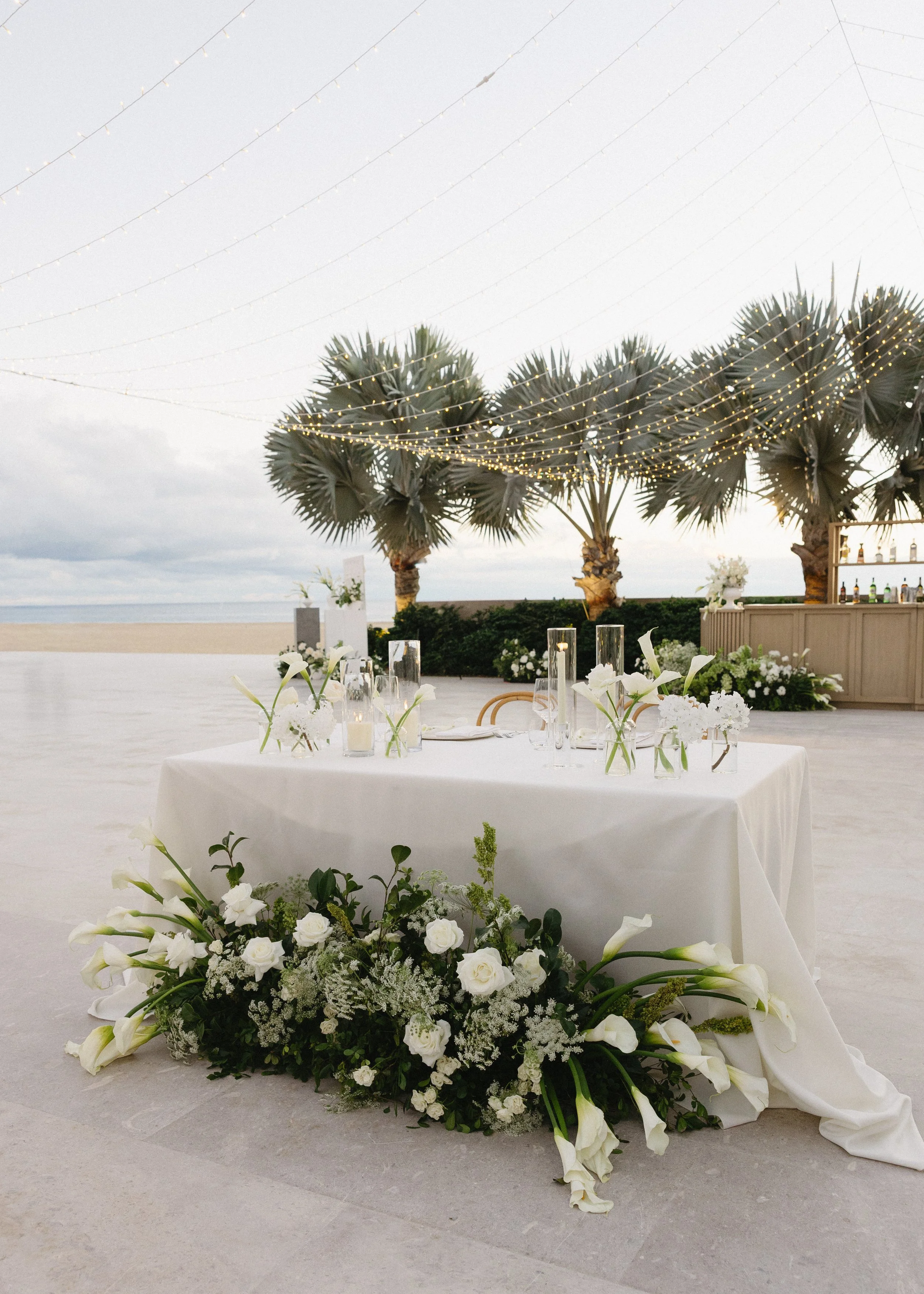 elegant tablescape at nobu hotel los cabos wedding