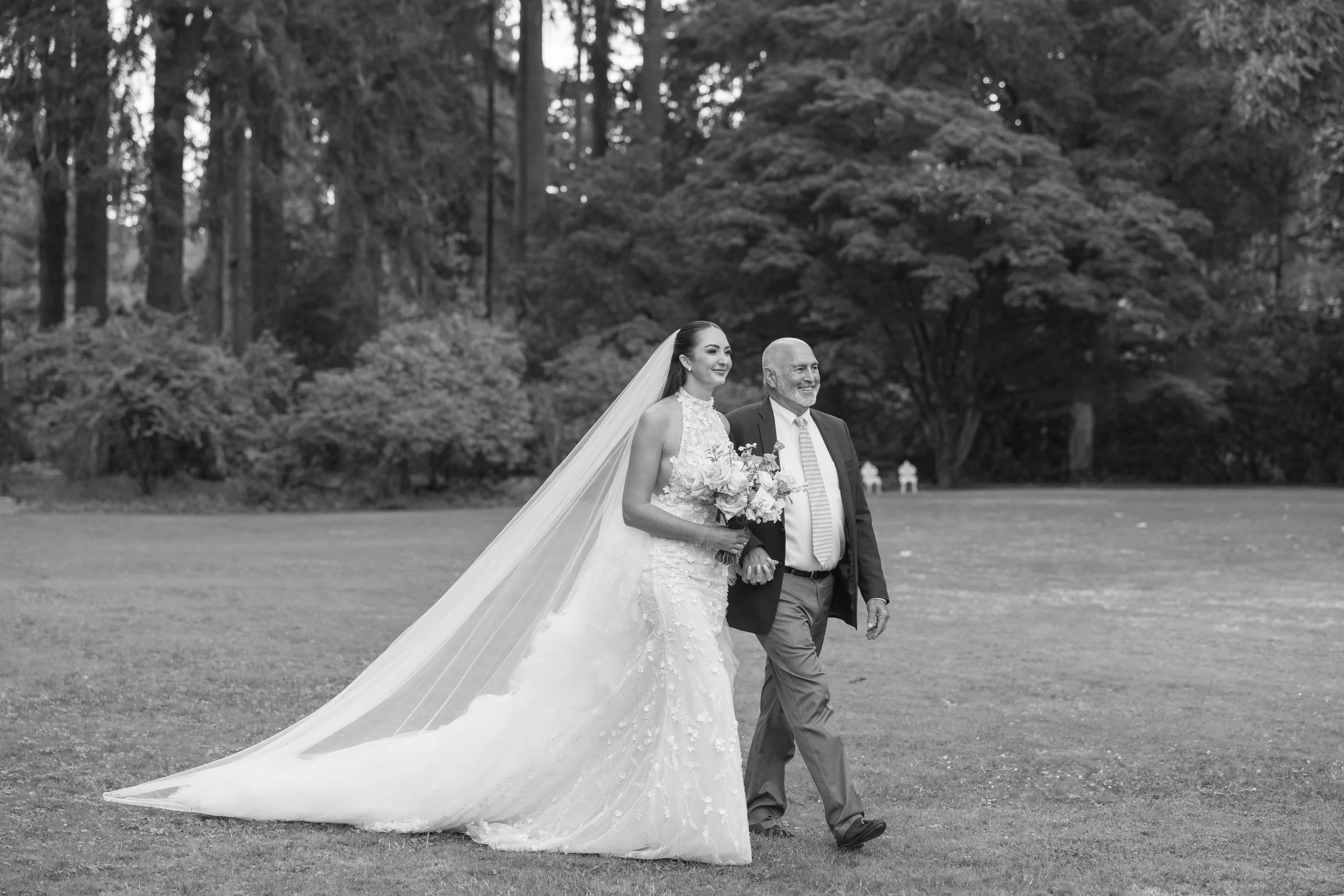 wedding photography at lakewold gardens estate
