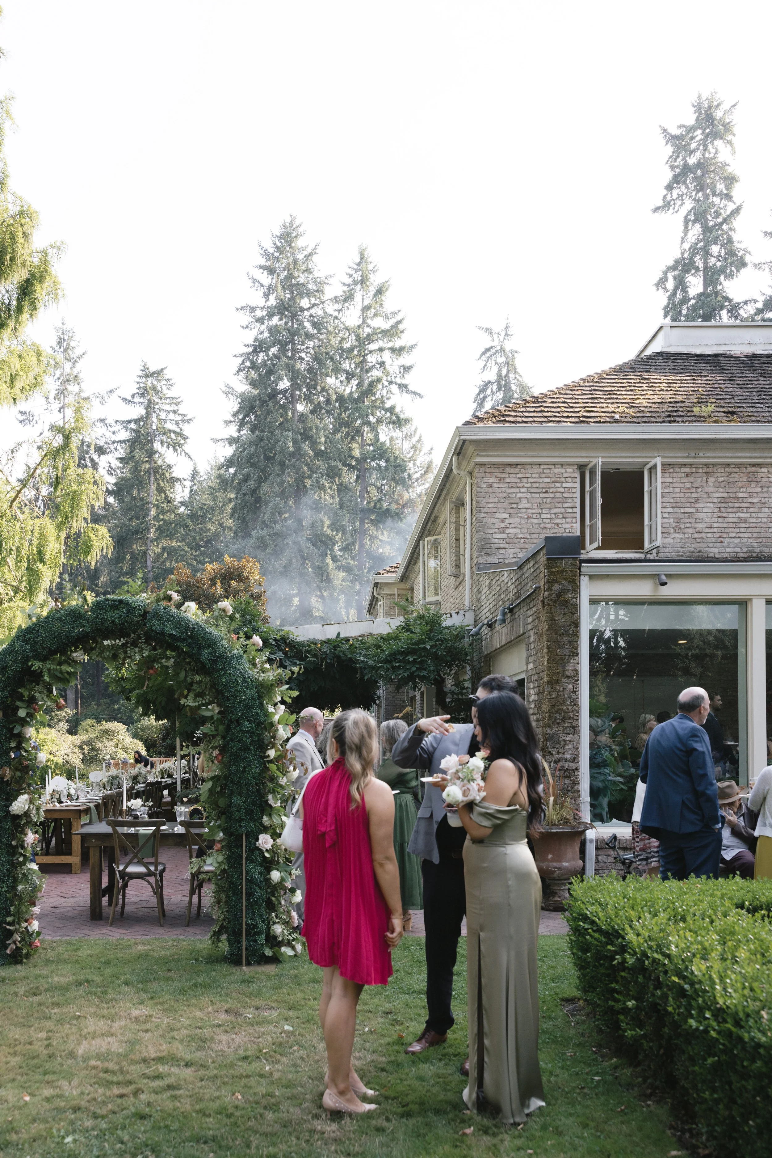 wedding reception beneath the trees in washington