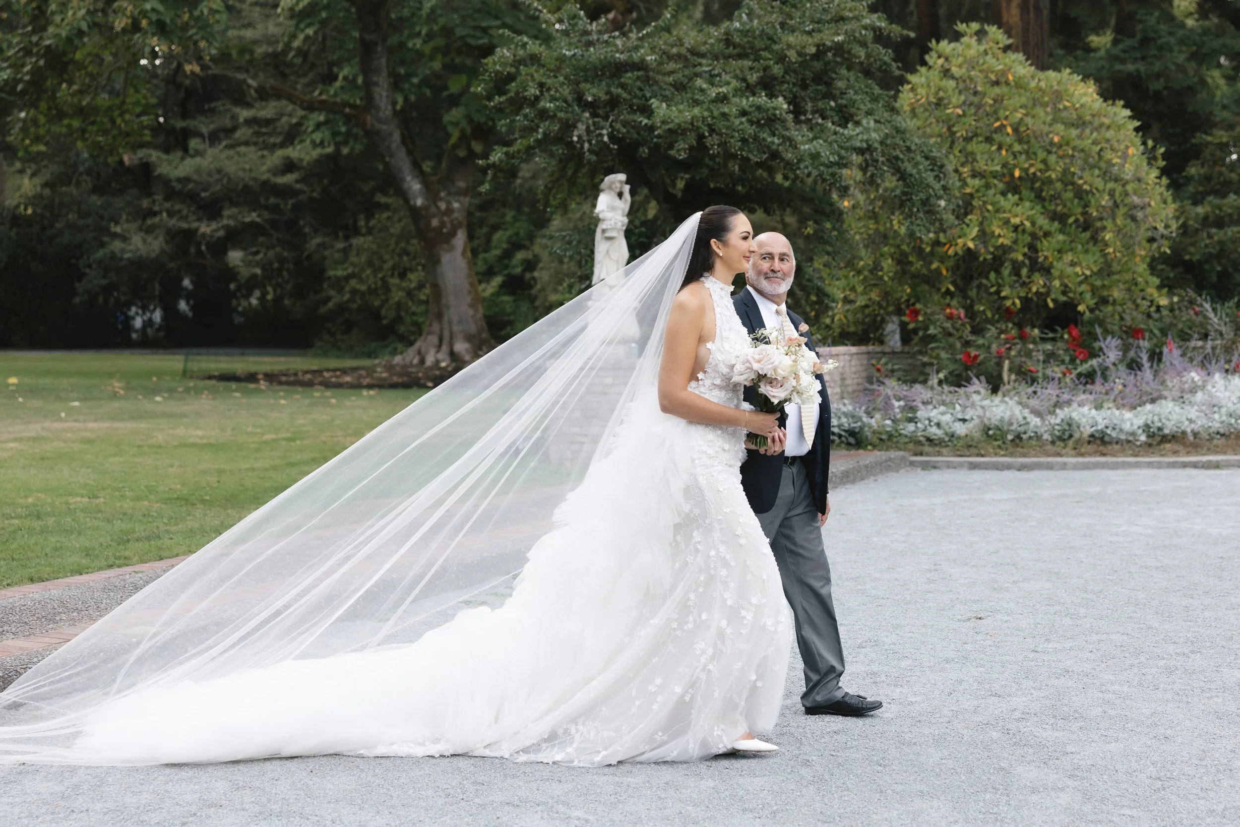 pacific northwest luxury garden wedding
