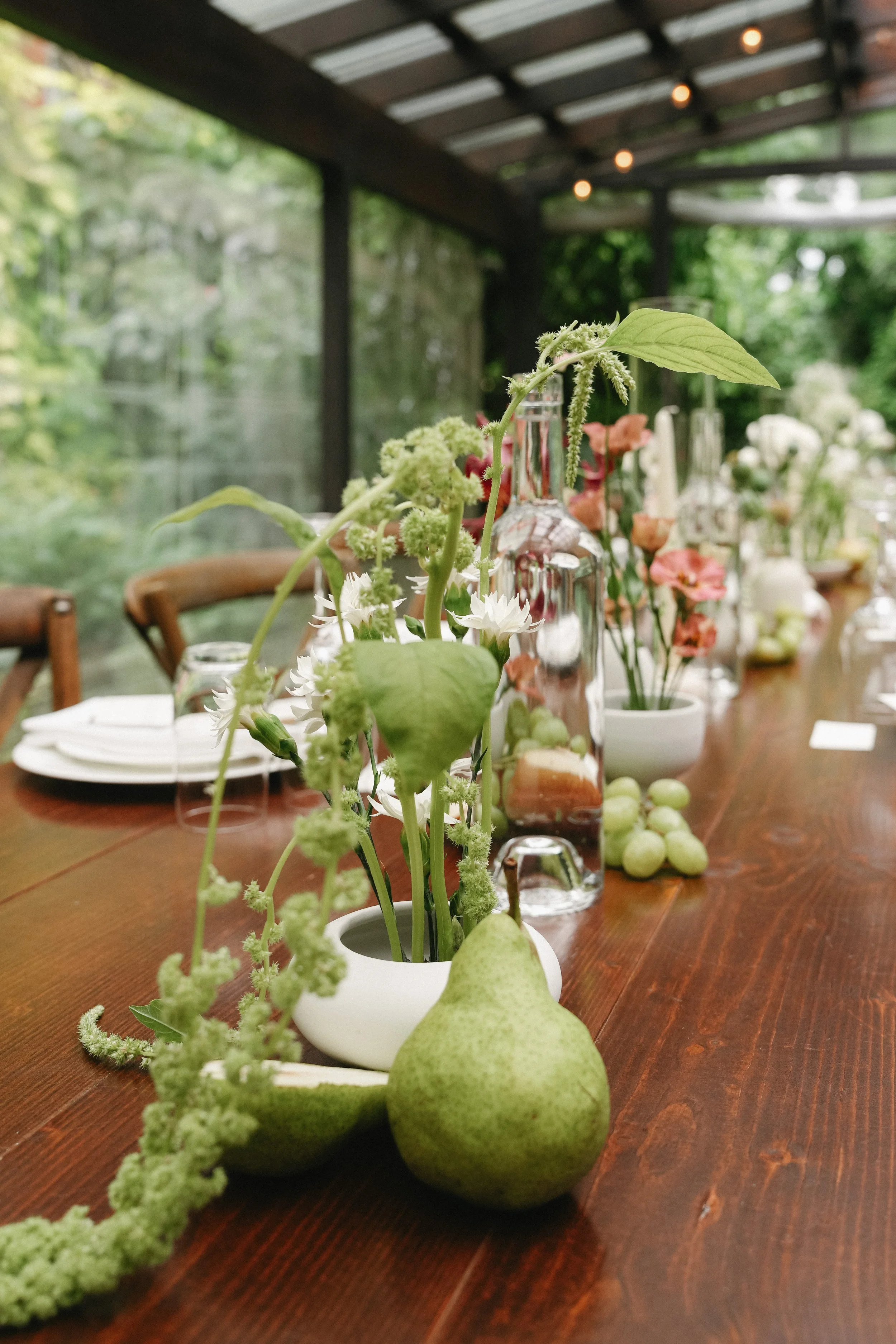 wedding table scape design with amaranth and fruit 
