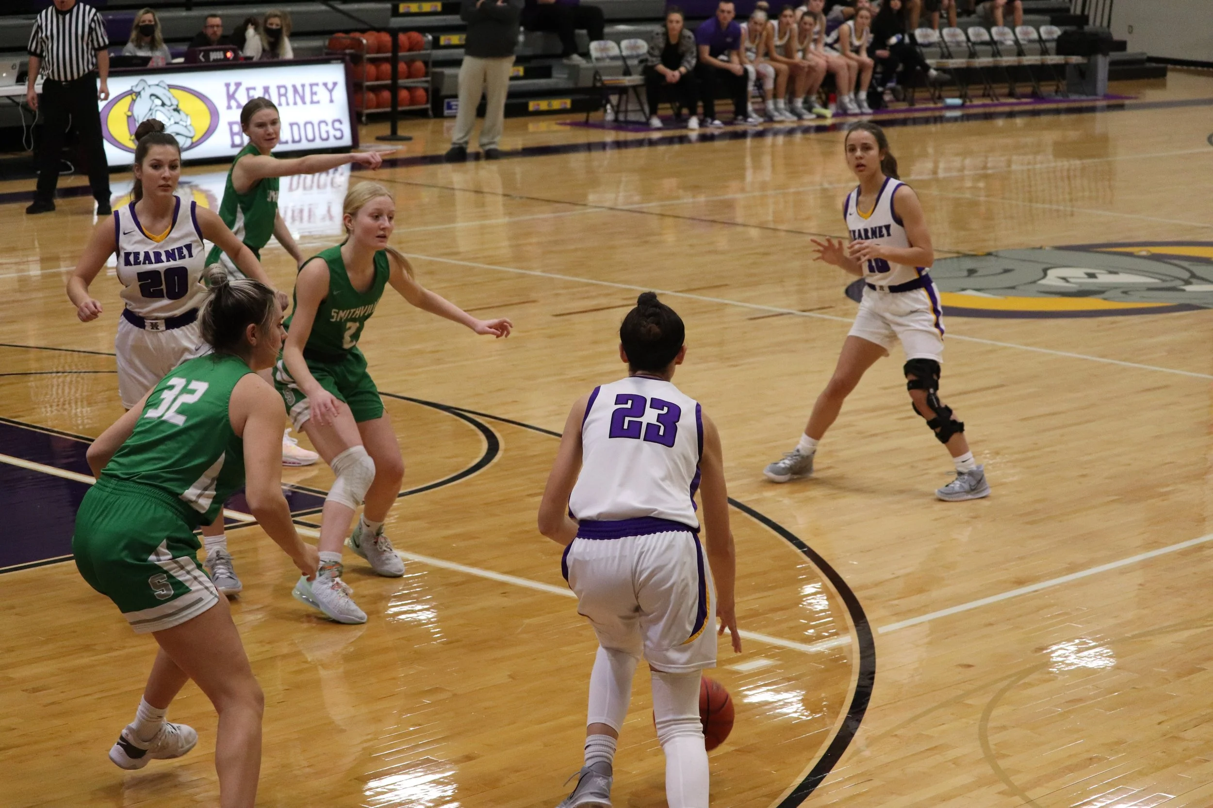 Smithville Girls Edge Lady Bulldogs 29-28