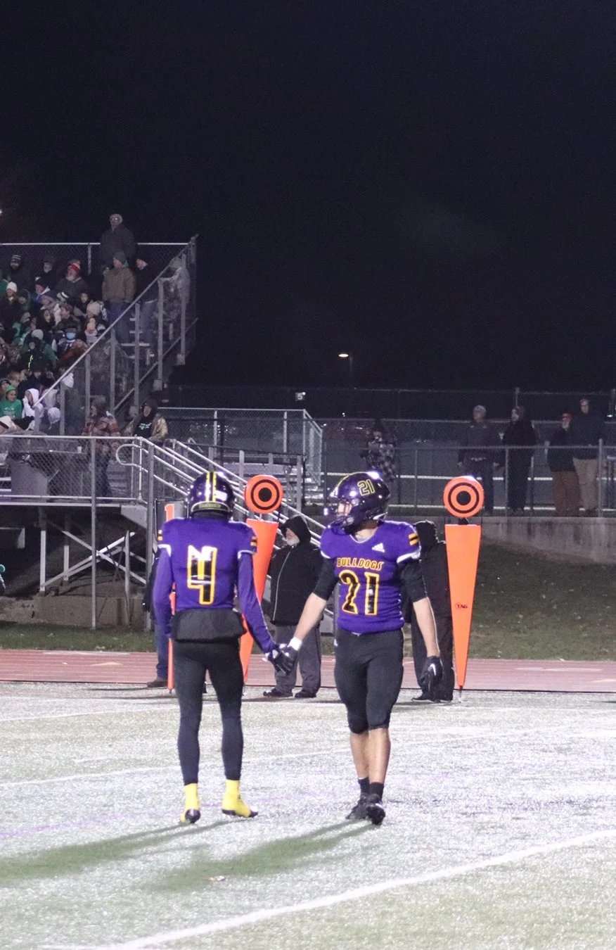 Bulldogs’ Perfect Season Crushed in 49-13 Loss