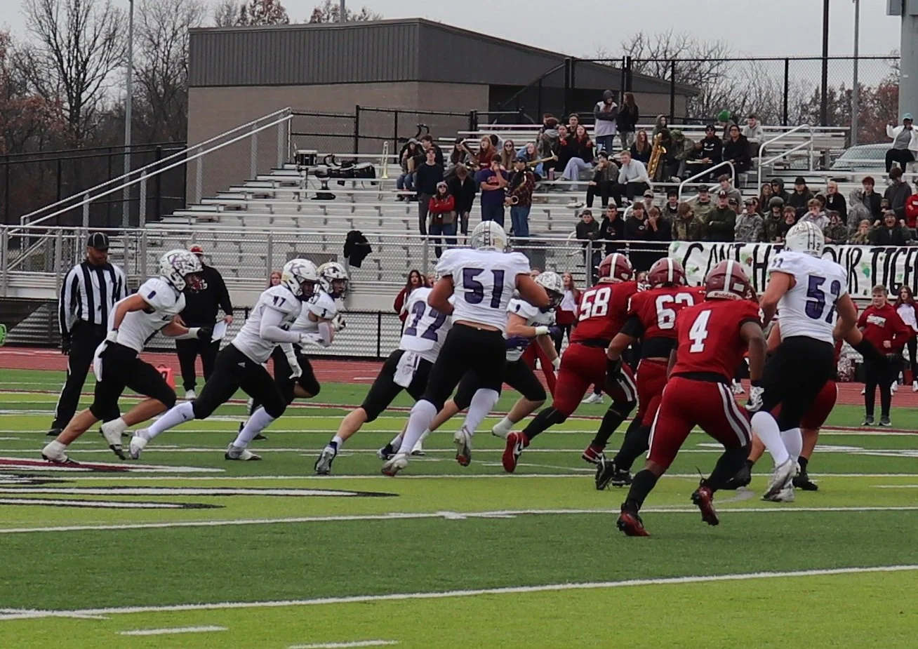 Kearney Quiets the Tigers 49-7