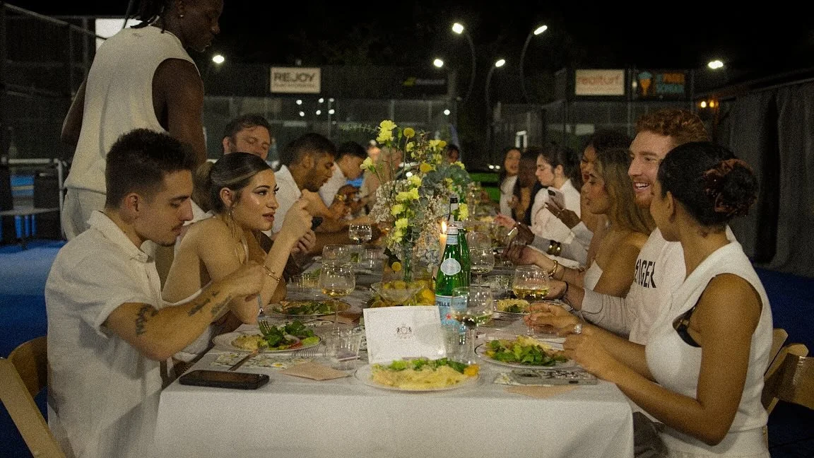 Dinner with intention ✨

An evening of conversation, laughter, and connection. Surrounded by those who inspire us to think bigger and live deeper.