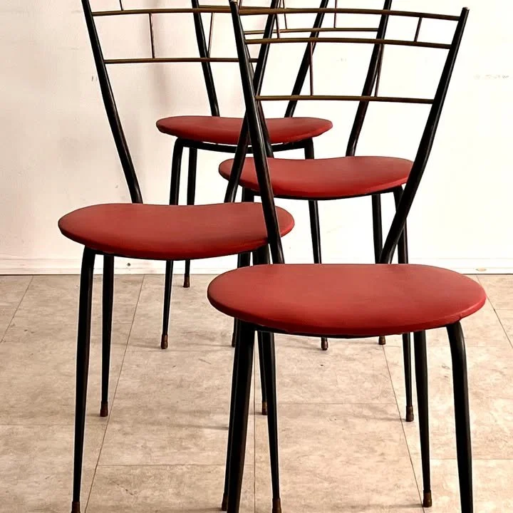 Set di 4 sedie in metallo e ottone con seduta rossa, Italia, anni '60 – foto 1