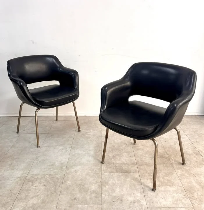 Coppia di poltrone "Kilta" di Olli Mannermaa per Cassina, anni '70 – foto 1