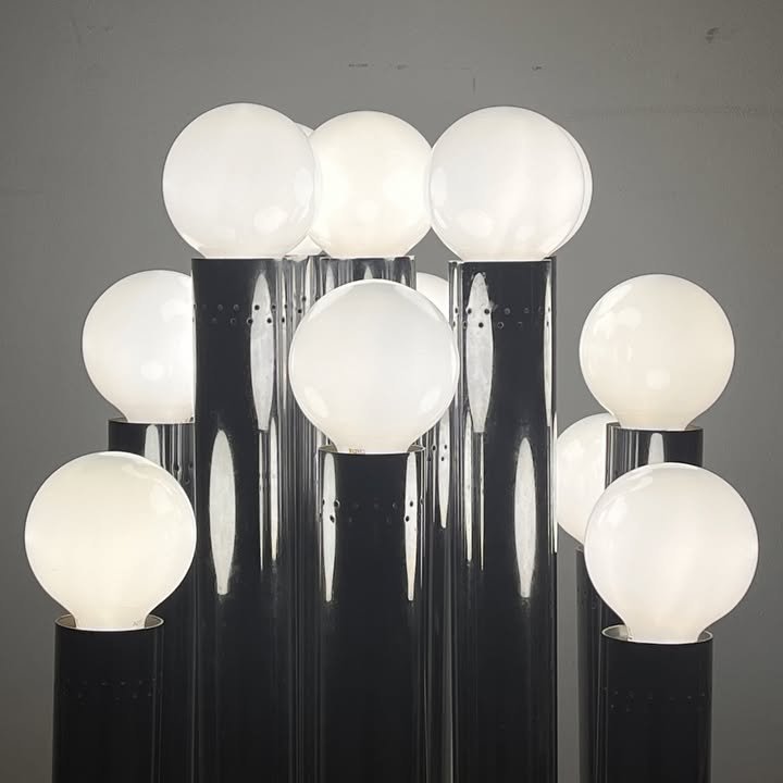 Lampada Space Age a 13 luci in metallo cromato di Lamperti, anni '70 – foto 1