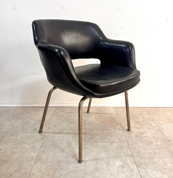 Coppia di poltrone "Kilta" di Olli Mannermaa per Cassina, anni '70 – foto 2