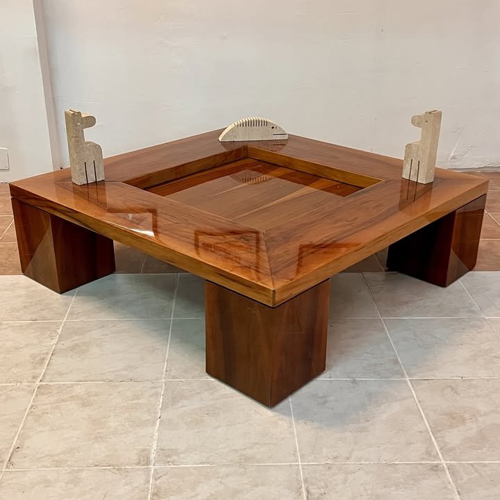 Tavolo quadrato in palissandro con sculture di Enzo Mari, anni '70 – foto 1