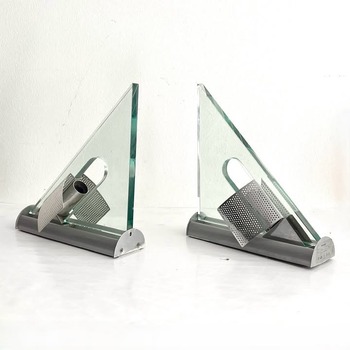 Coppia di applique "Icaro" di Carlo Forcolini per Artemide, anni '80 – foto 1