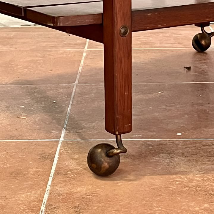 Carrello portavivande in palissandro e teak, Italia, anni '60 – foto 2