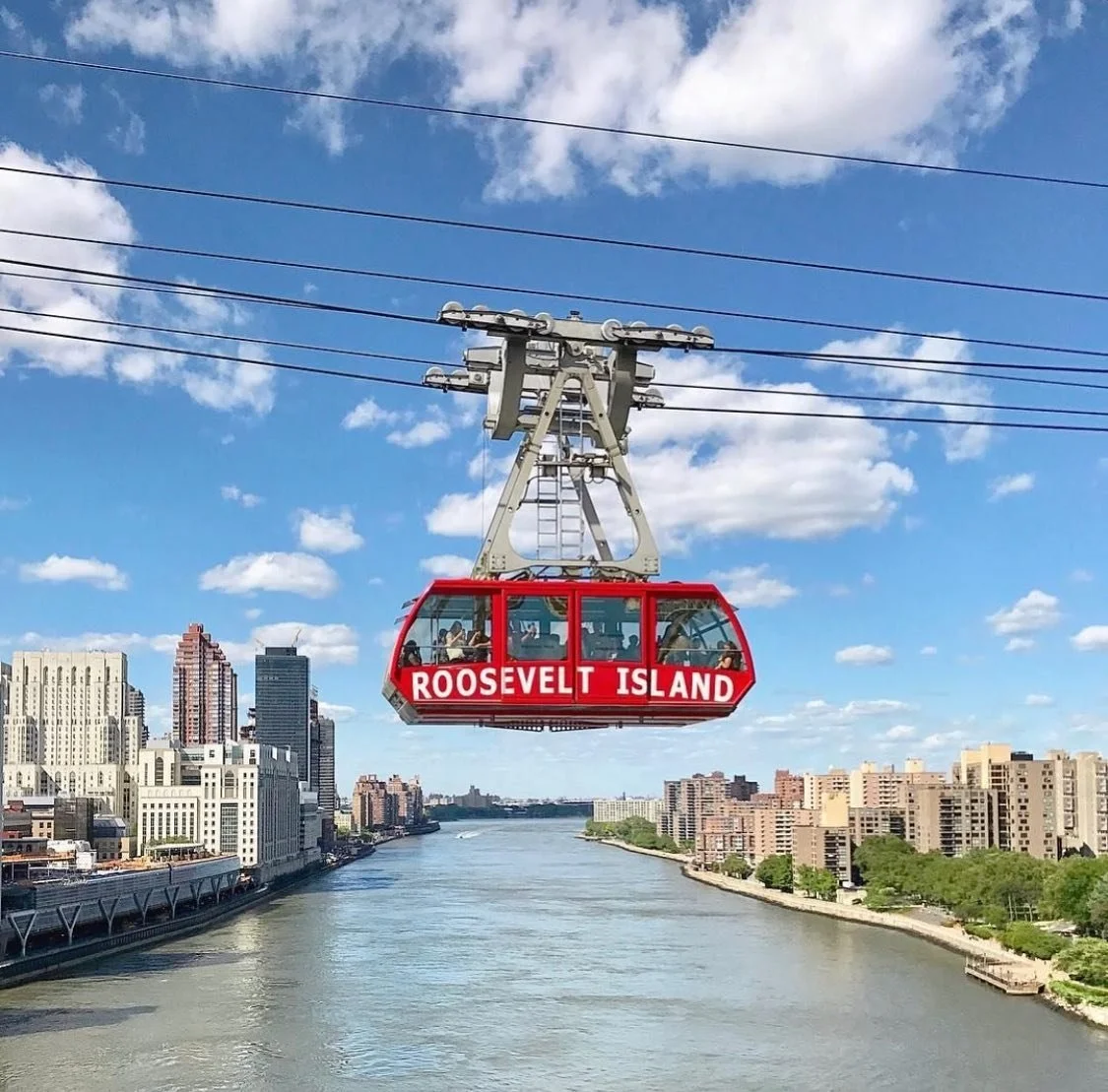 Magical weddings on a magical island.  Minutes from midtown.  #rooseveltisland #nyc #eastriver #manhattan #tram #subway #mta #newyork #newyorkcity great photo by @nyctravelbuddy