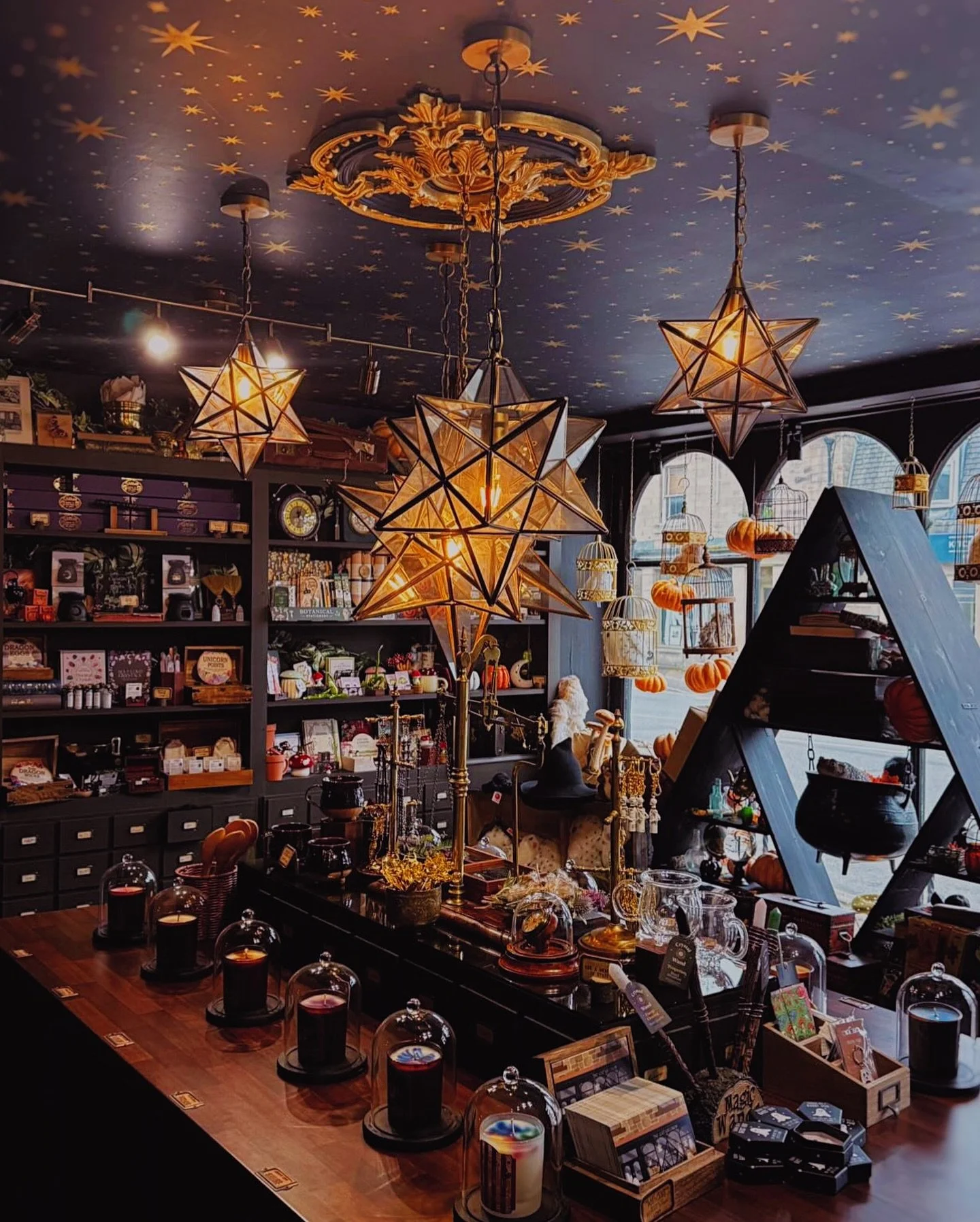 Autumn is when The Lost Cauldron truly comes alive - our season of magic and mischief. 🍂 From falling leaves and flickering candles to pumpkins and witchy treasures, our shop has been brimming with magic (and customers!). Thank you to everyone who&r