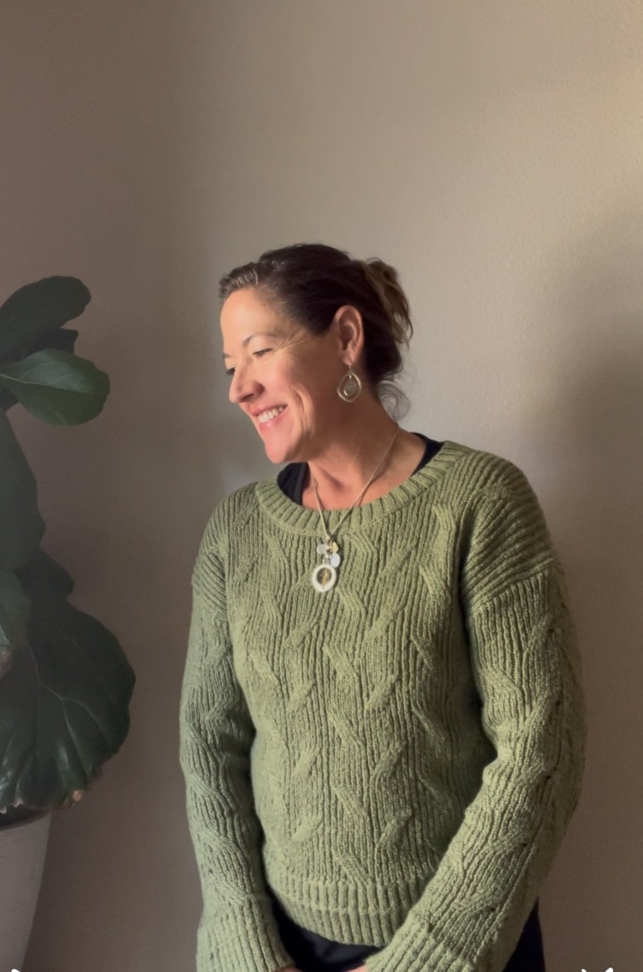 your joyful health and wellness coach, Kelly Johnson