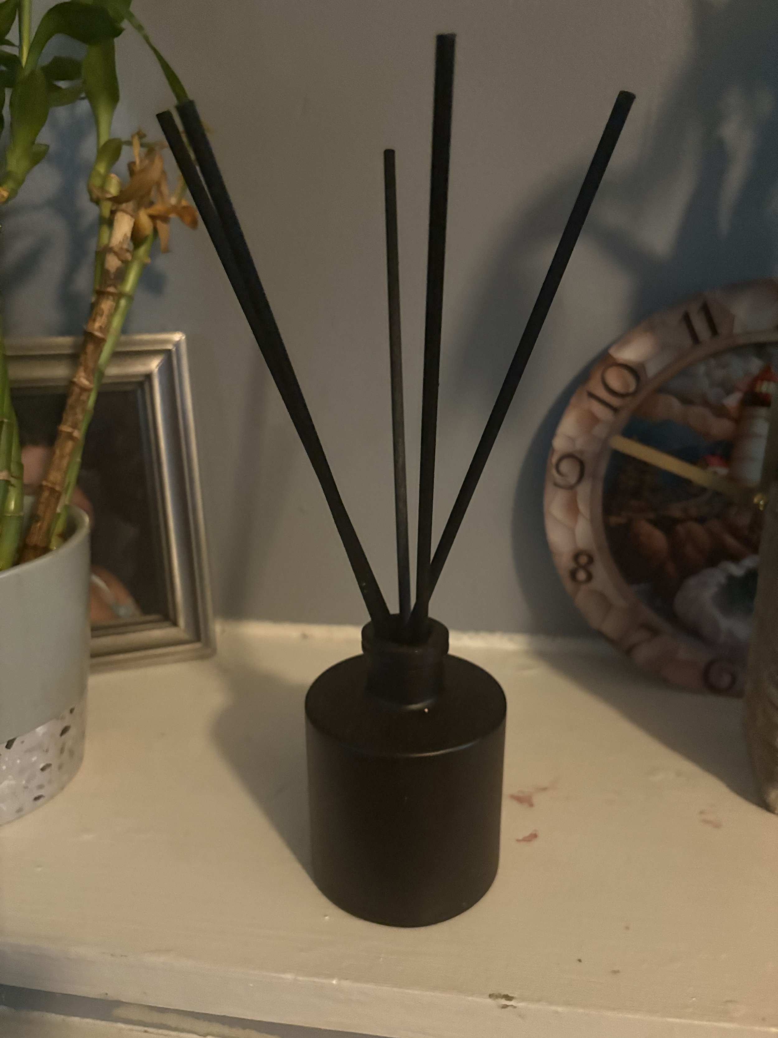 Cinnamon Bun Reed Diffuser