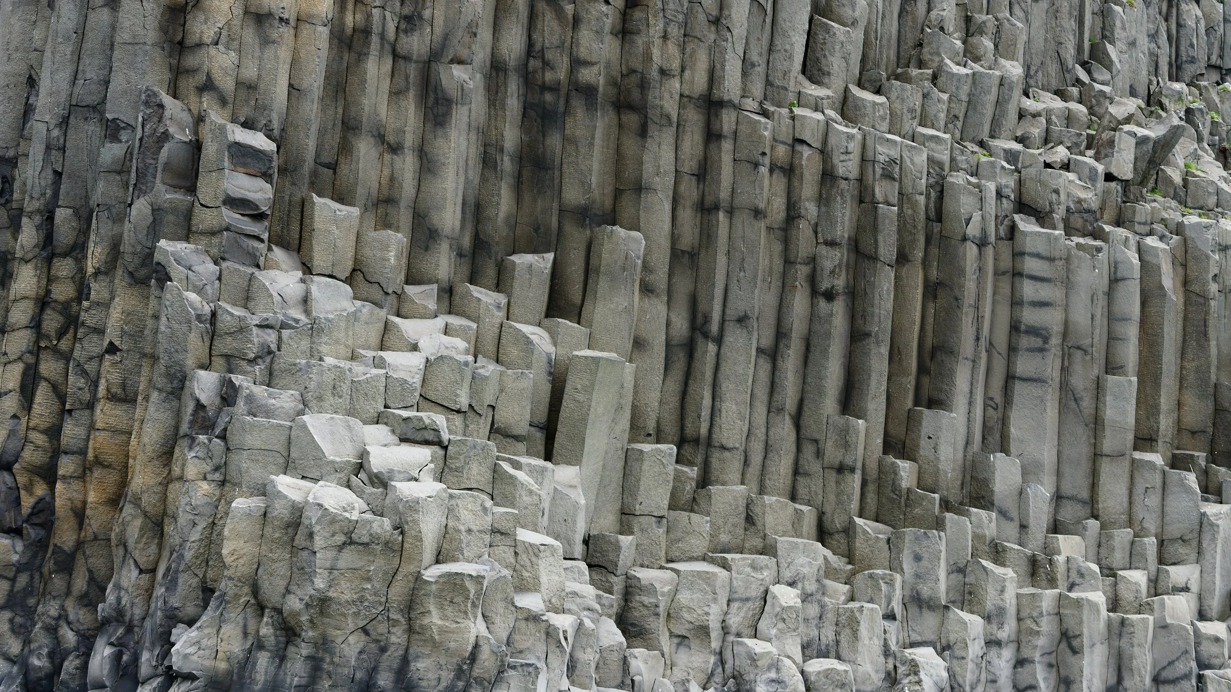 260816 hexagonal bassalt.jpg