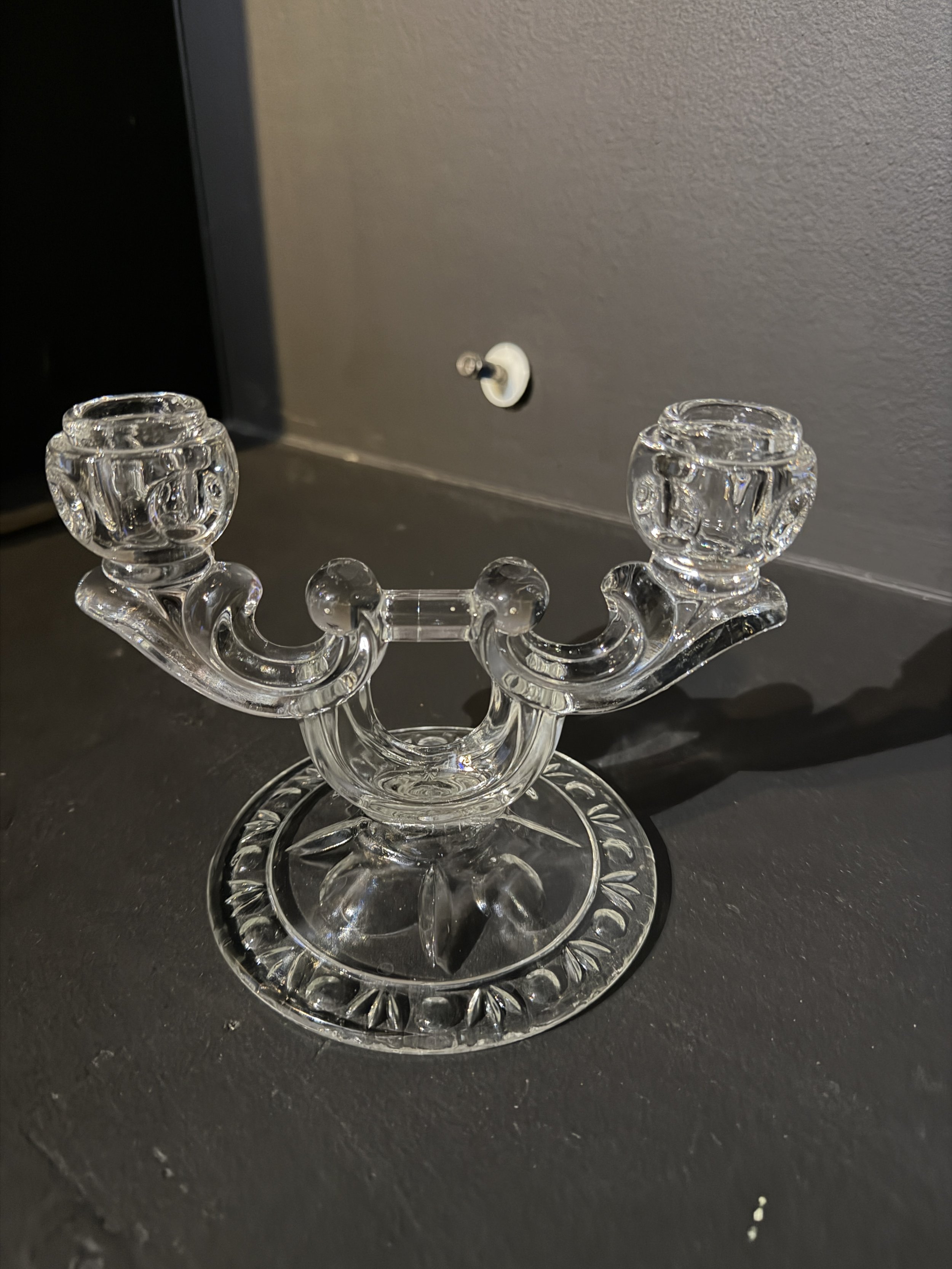 Colony Double Light detail.JPG