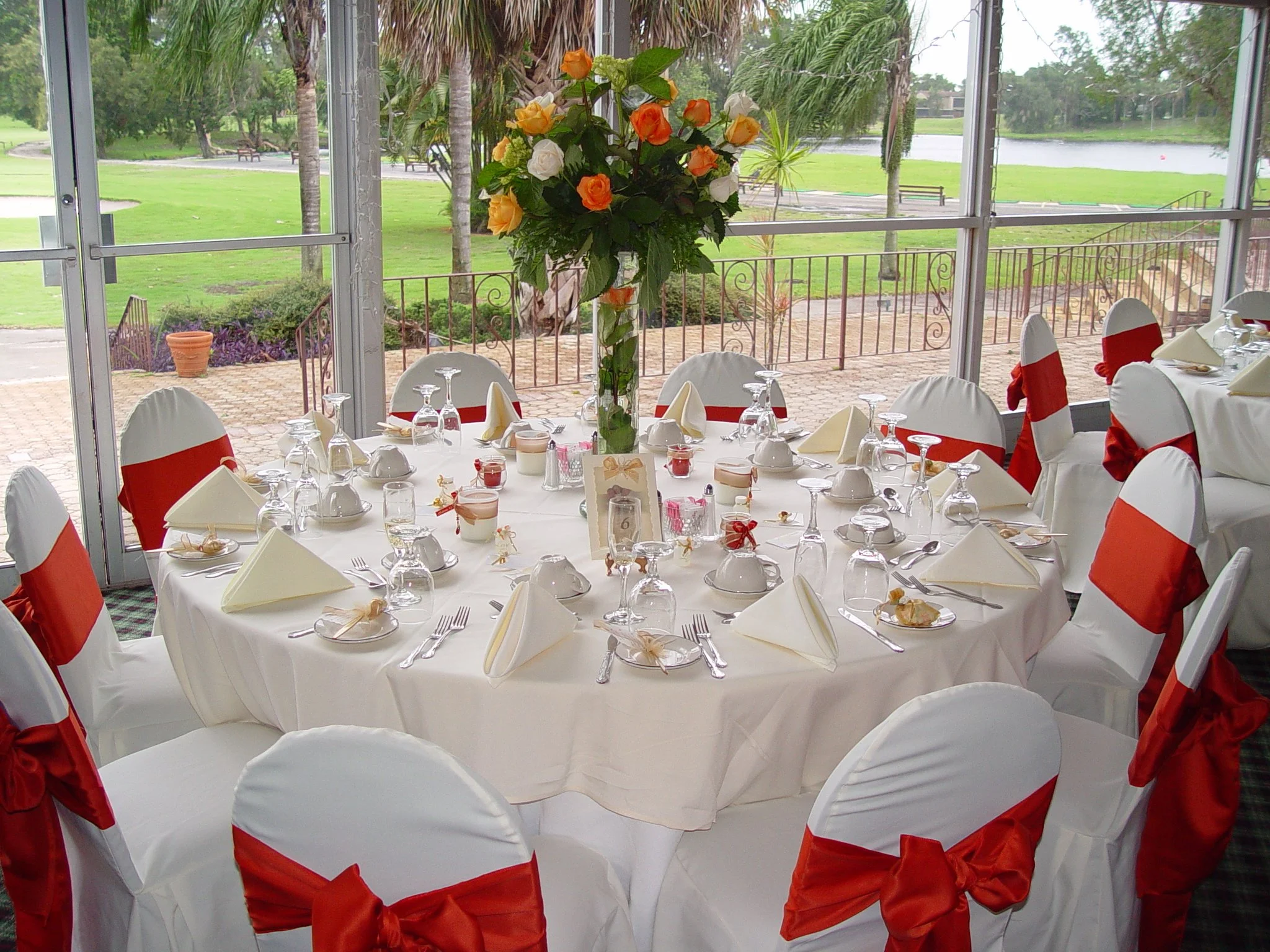 wedding table centerpiece.jpg