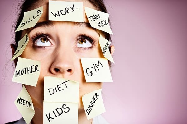 𝐓𝐡𝐞 𝐮𝐫𝐠𝐞𝐧𝐜𝐲 &amp; 𝐨𝐯𝐞𝐫𝐰𝐡𝐞𝐥𝐦 𝐢𝐬𝐧&rsquo;𝐭 𝐛𝐞𝐜𝐚𝐮𝐬𝐞 𝐲𝐨𝐮&rsquo;𝐫𝐞 𝐝𝐨𝐢𝐧𝐠 𝐢𝐭 𝐰𝐫𝐨𝐧𝐠.🤪

It&rsquo;s because your nervous system is 𝘤𝘢𝘳𝘳𝘺𝘪𝘯𝘨 𝘵𝘰𝘰 𝘮𝘶𝘤𝘩.

➡️ Too many mental tabs open.
➡️ Too many &ldq