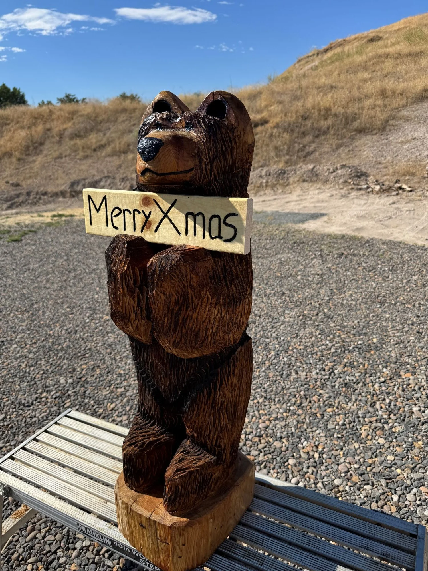 3ft_standing_bear_merryxmas2.jpg
