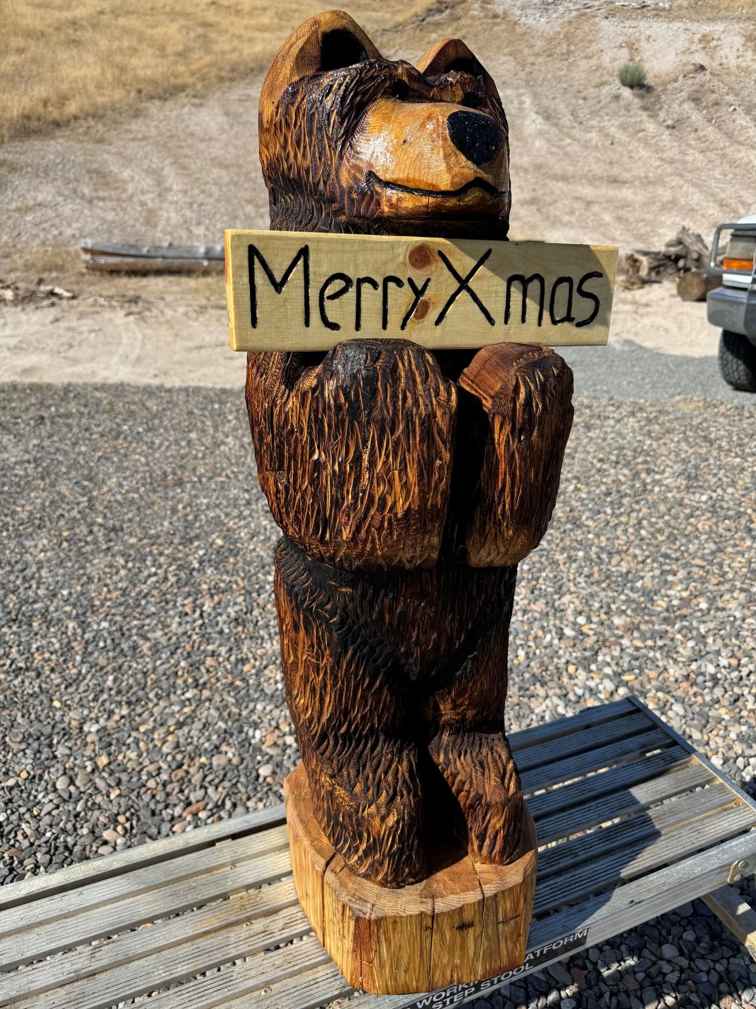 3ft_standing_bear_merryxmas3.jpg