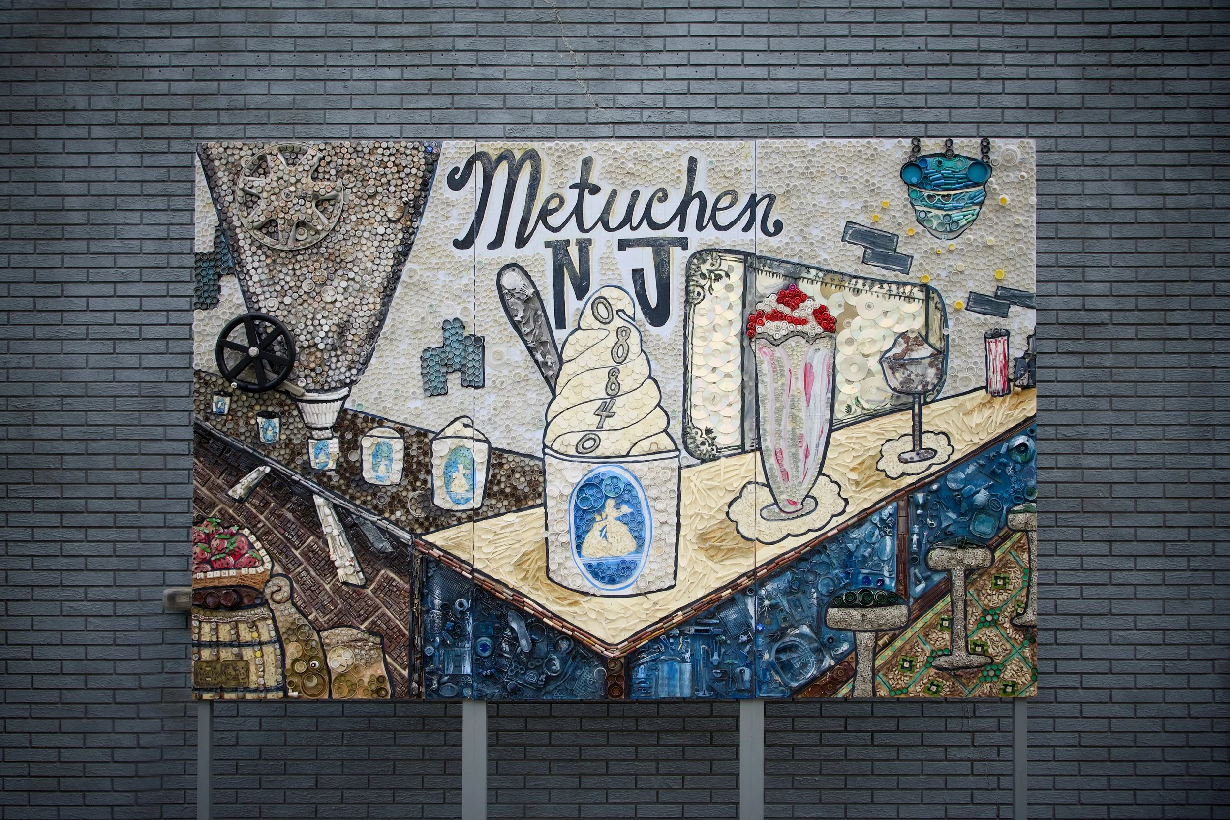 Julia Win for Lifestyles Media