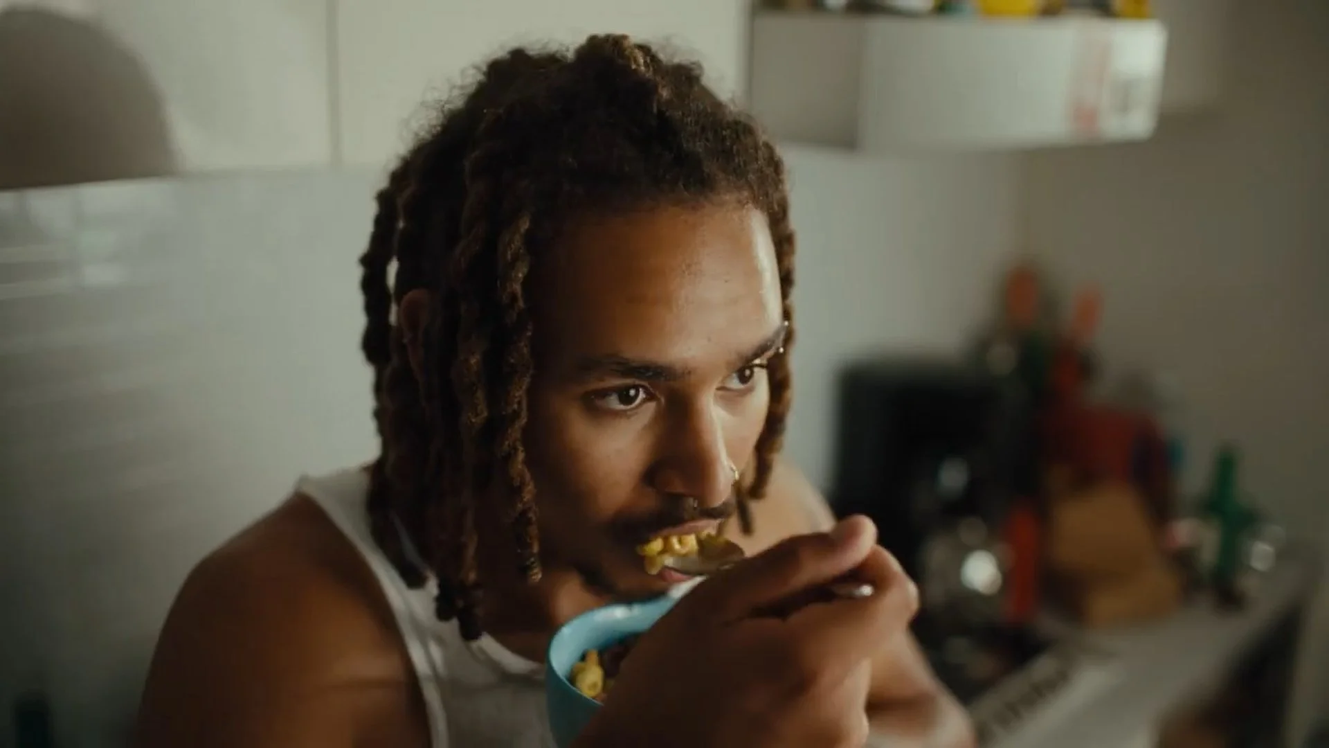 Timeline 1_01_00_39_10.jpg