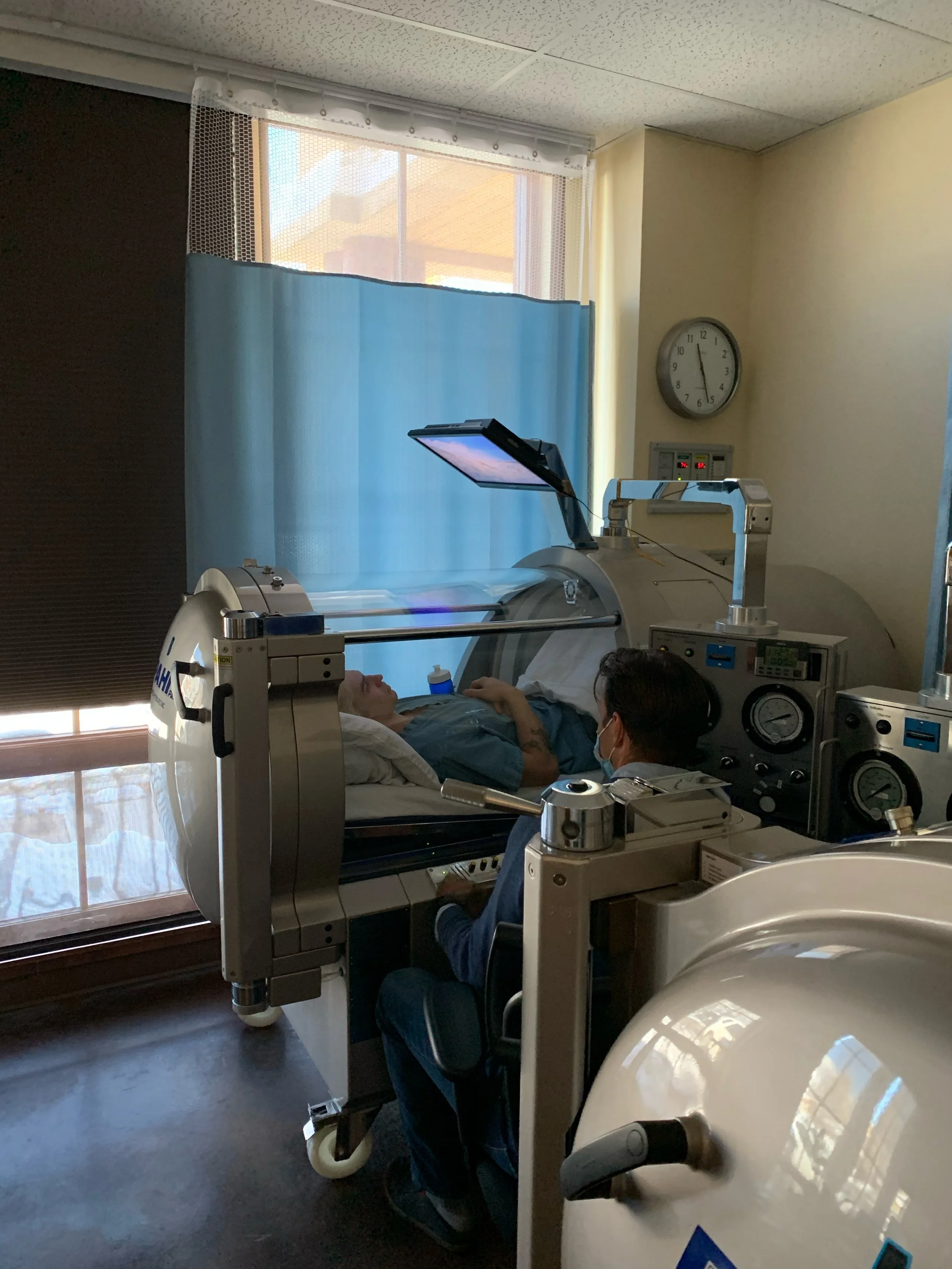 HYPERBARIC OXYGEN THERAPY CONCUSSION RECOVERY