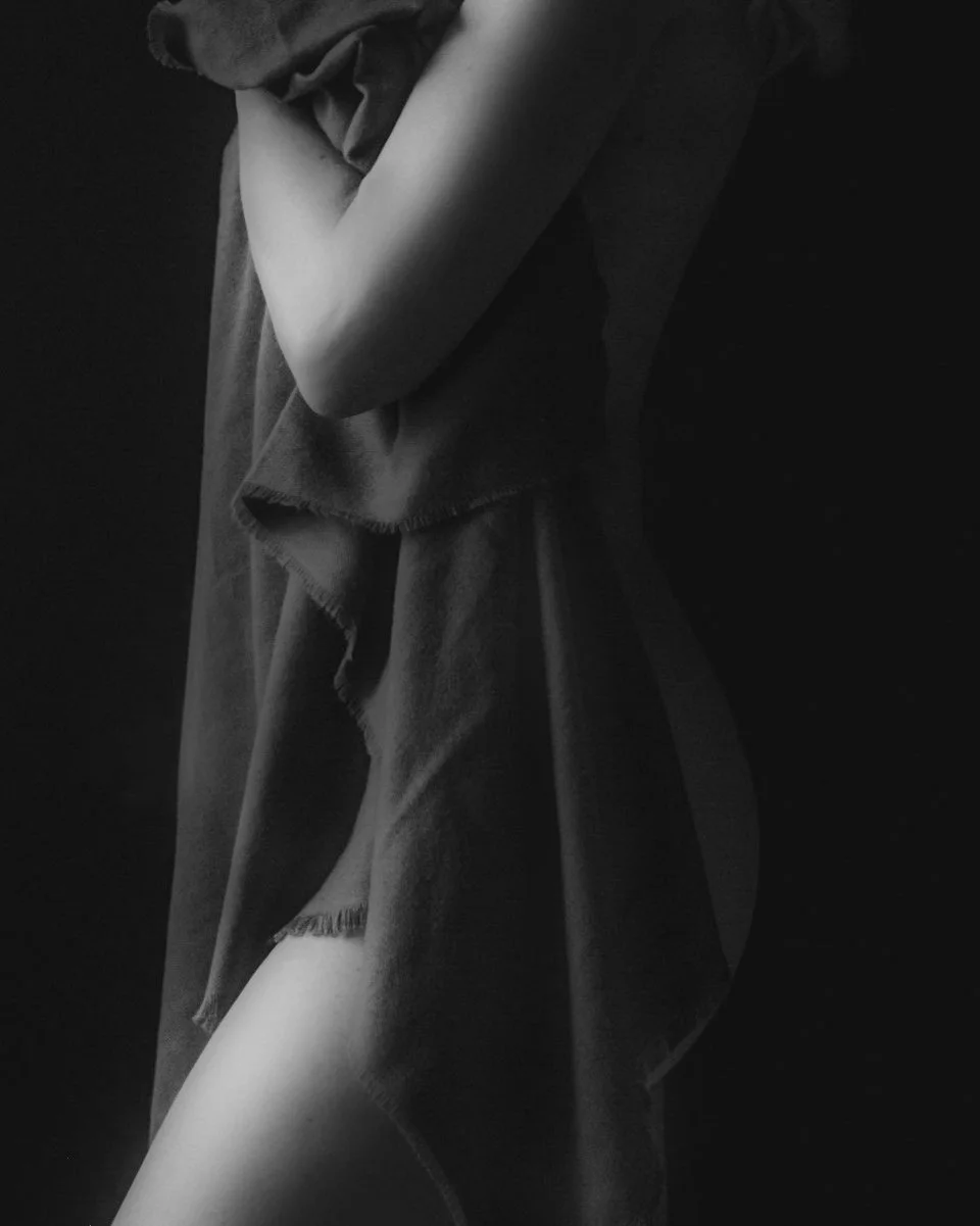 Fine Art Nude and Boudoir Photography Studio in Copenhagen. A safe and empowering experience for women ready to reconnect with their bodies.