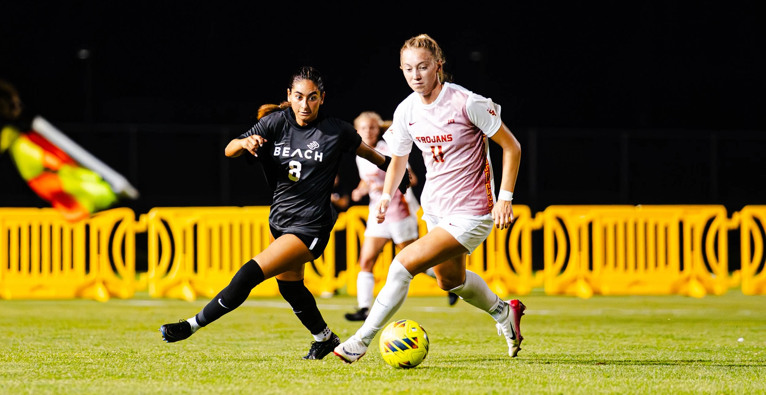 LBSUVSUSC -04083.jpg