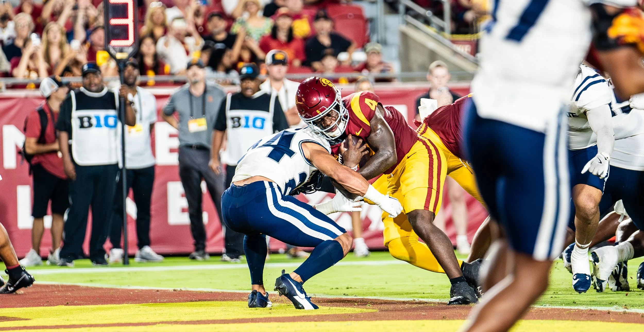 USC VS UTAH FIRST HALF-.jpg