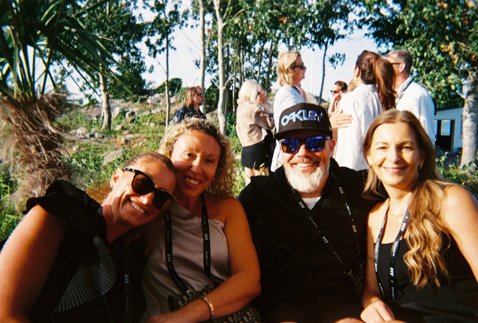 R1-05277-021A.JPG