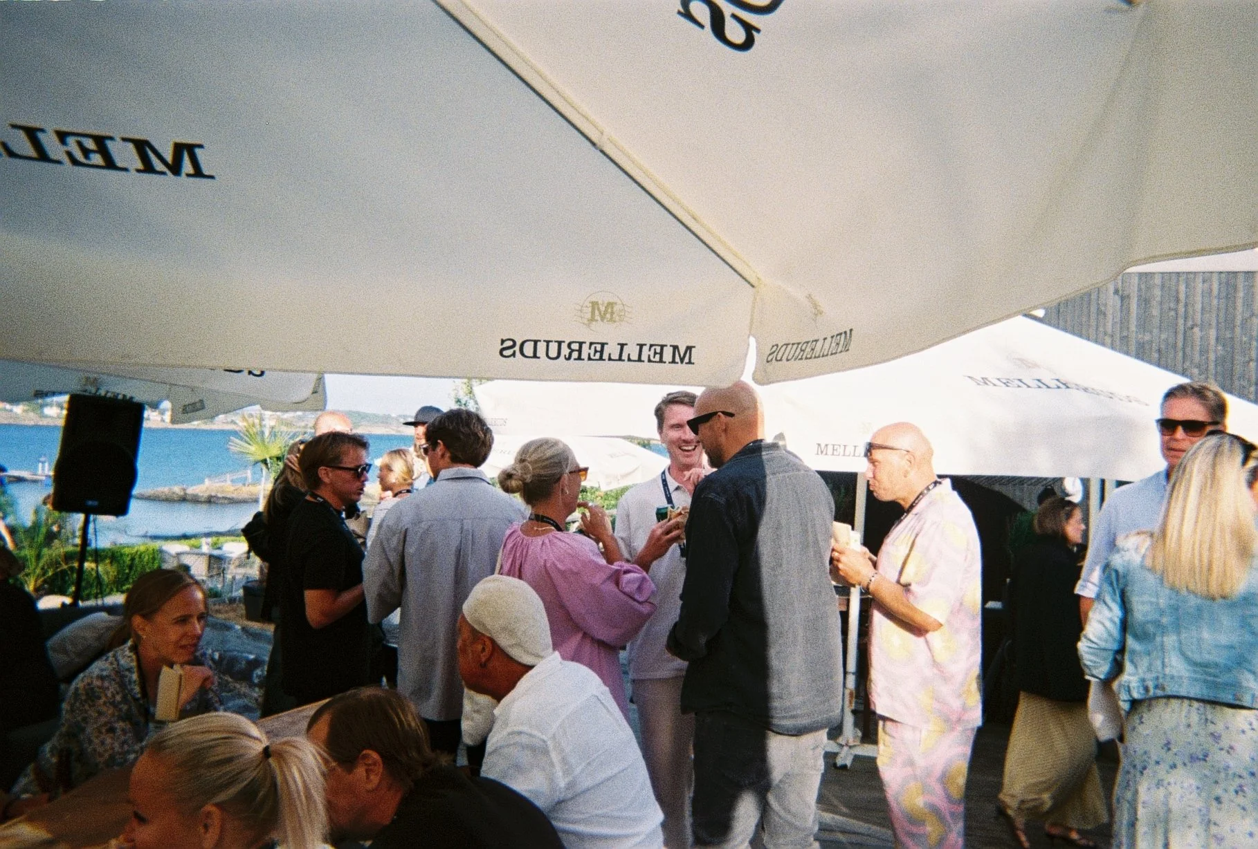 R1-05276-013A.JPG