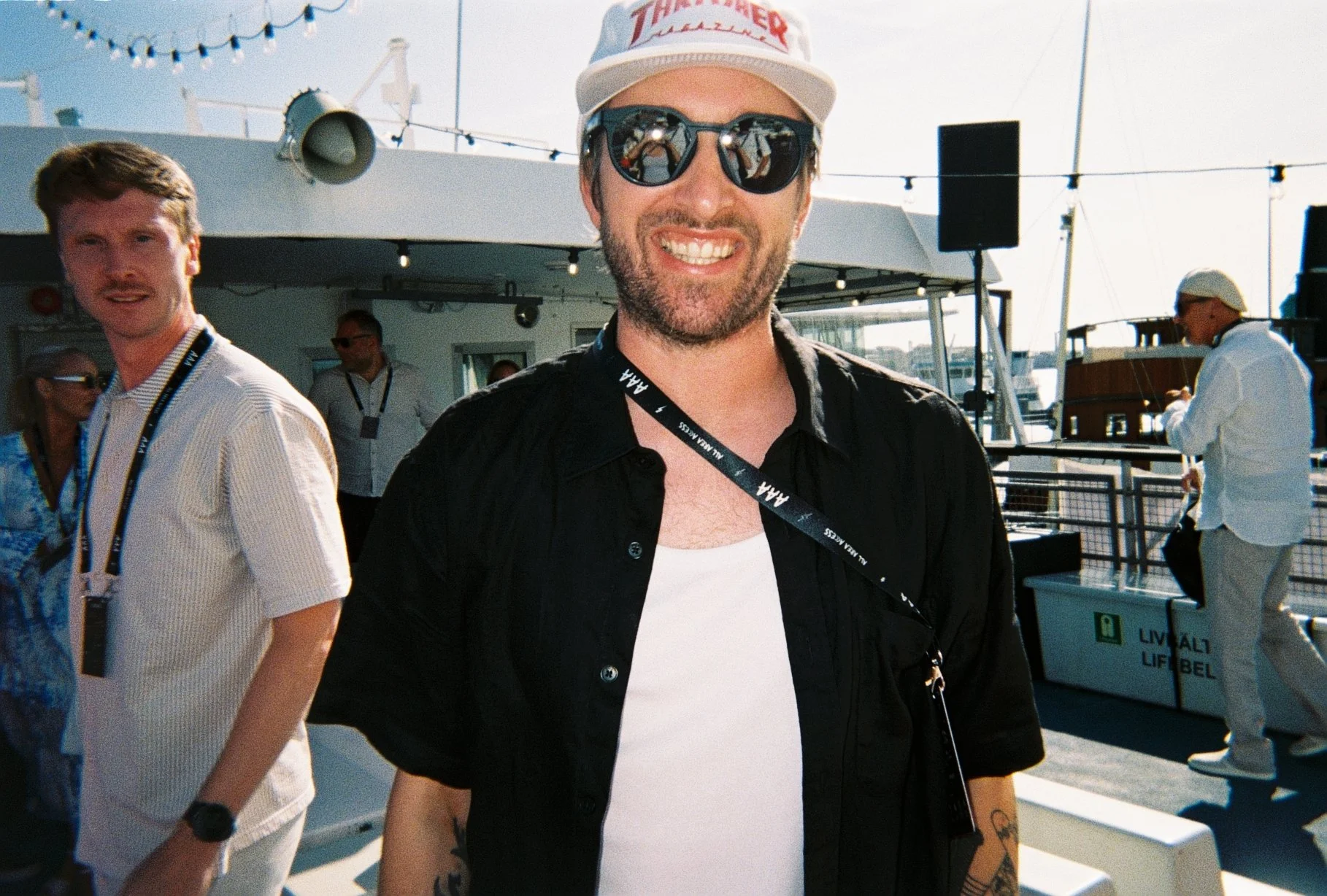R1-05278-025A.JPG