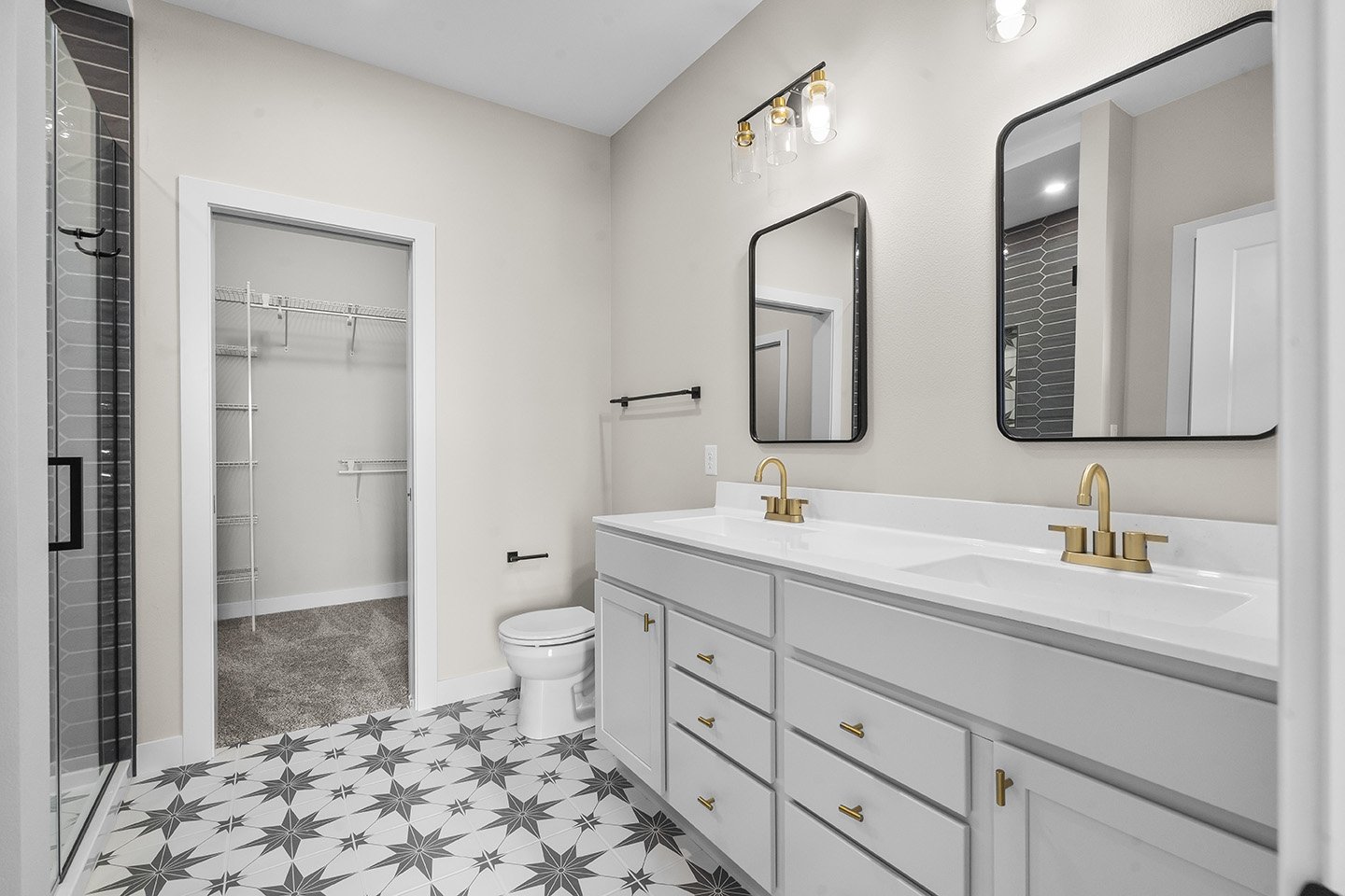 1347-Cedar-Springs-master-bath.jpg