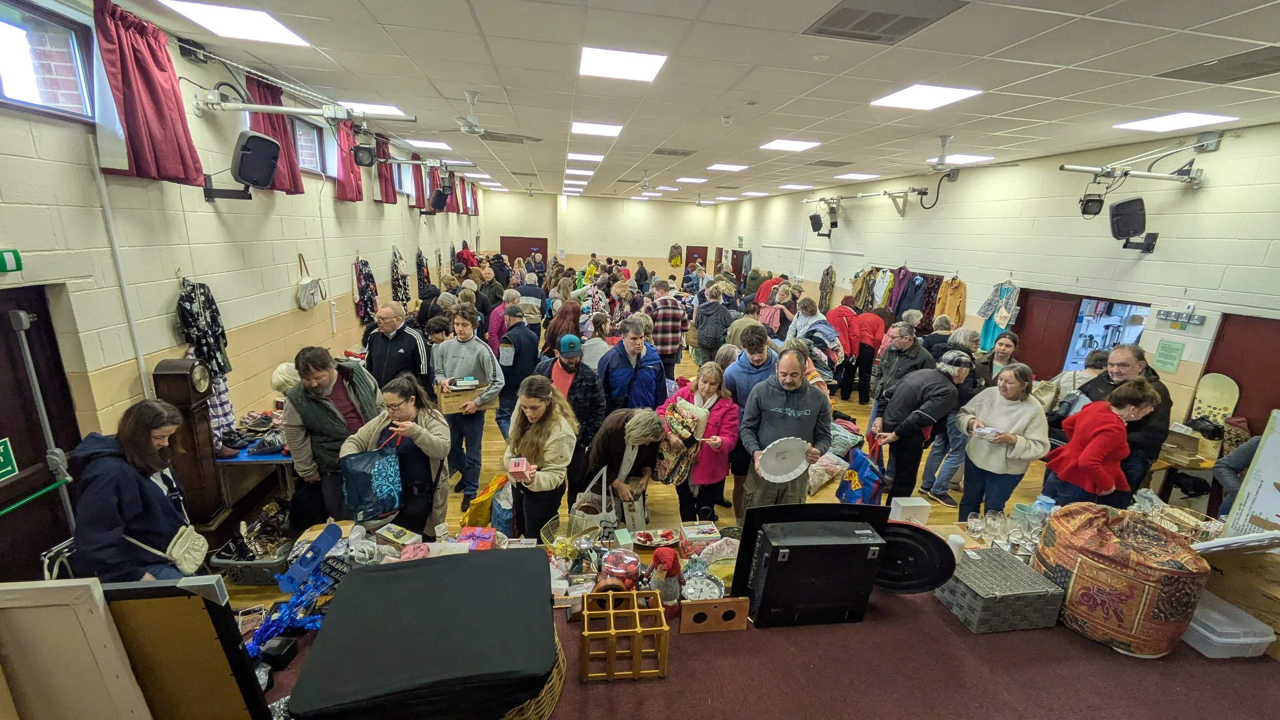 Hustle, Bustle and lots of elbows