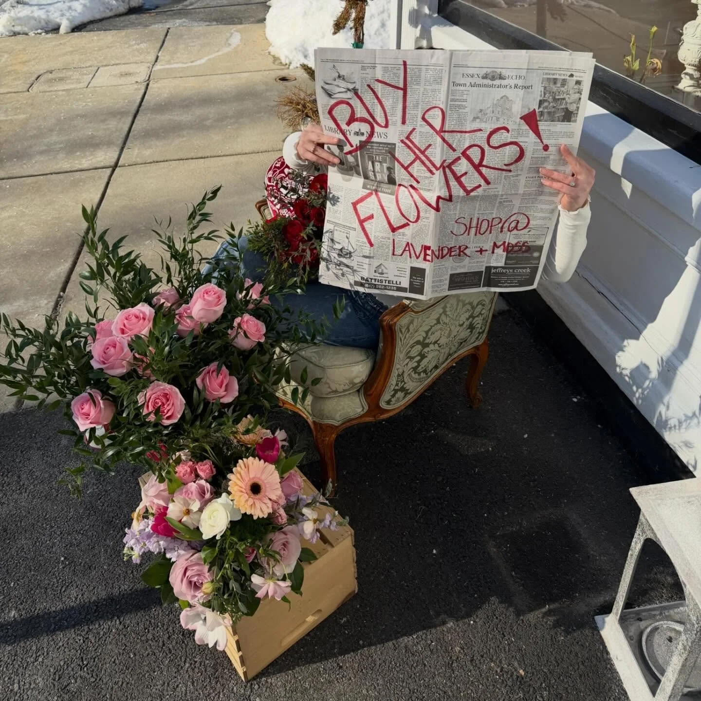 💌 BUY HER FLOWERS 💌 They&rsquo;ll make her day ❤️✨🥀